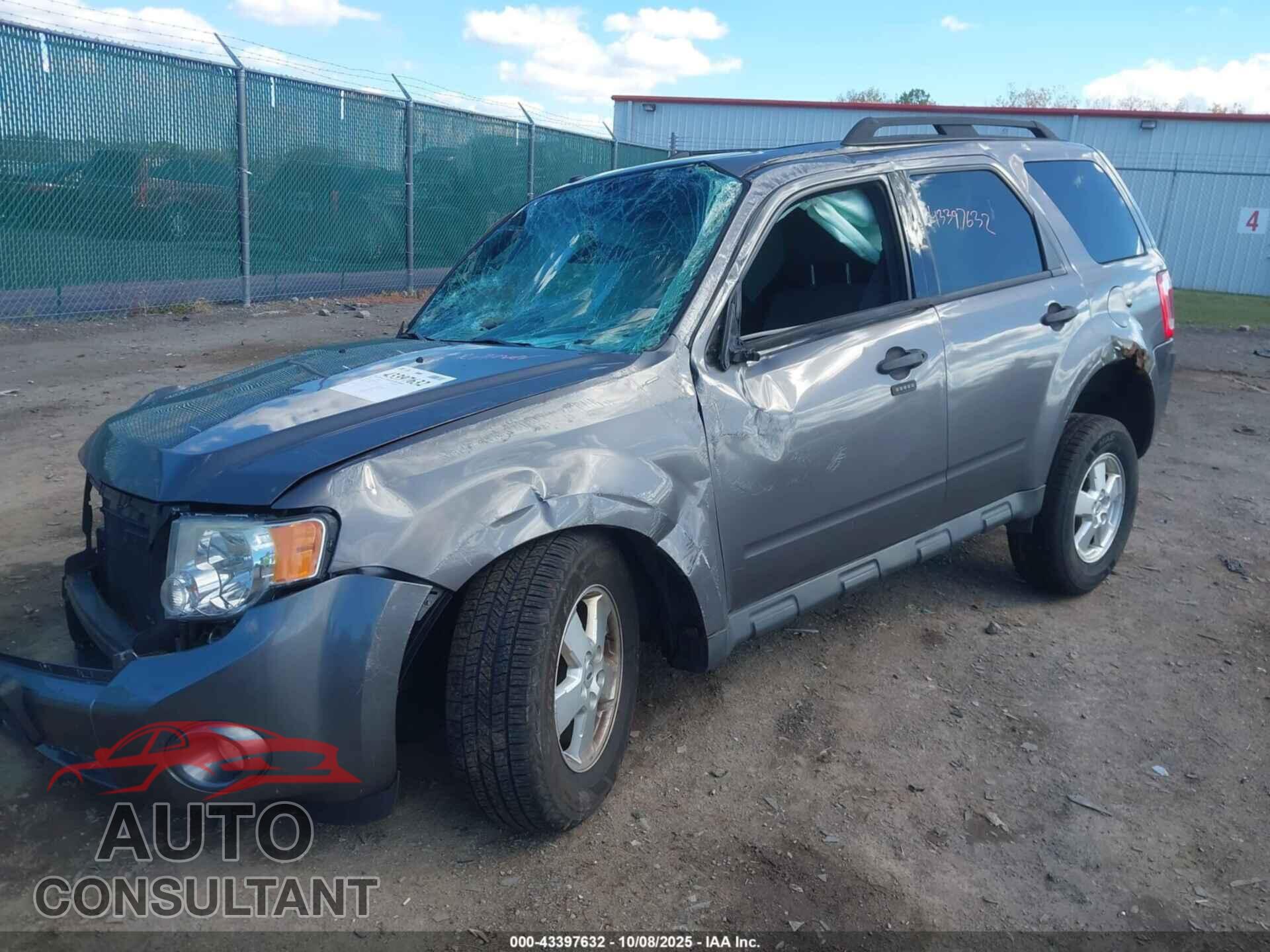 FORD ESCAPE 2011 - 1FMCU9D70BKC61399