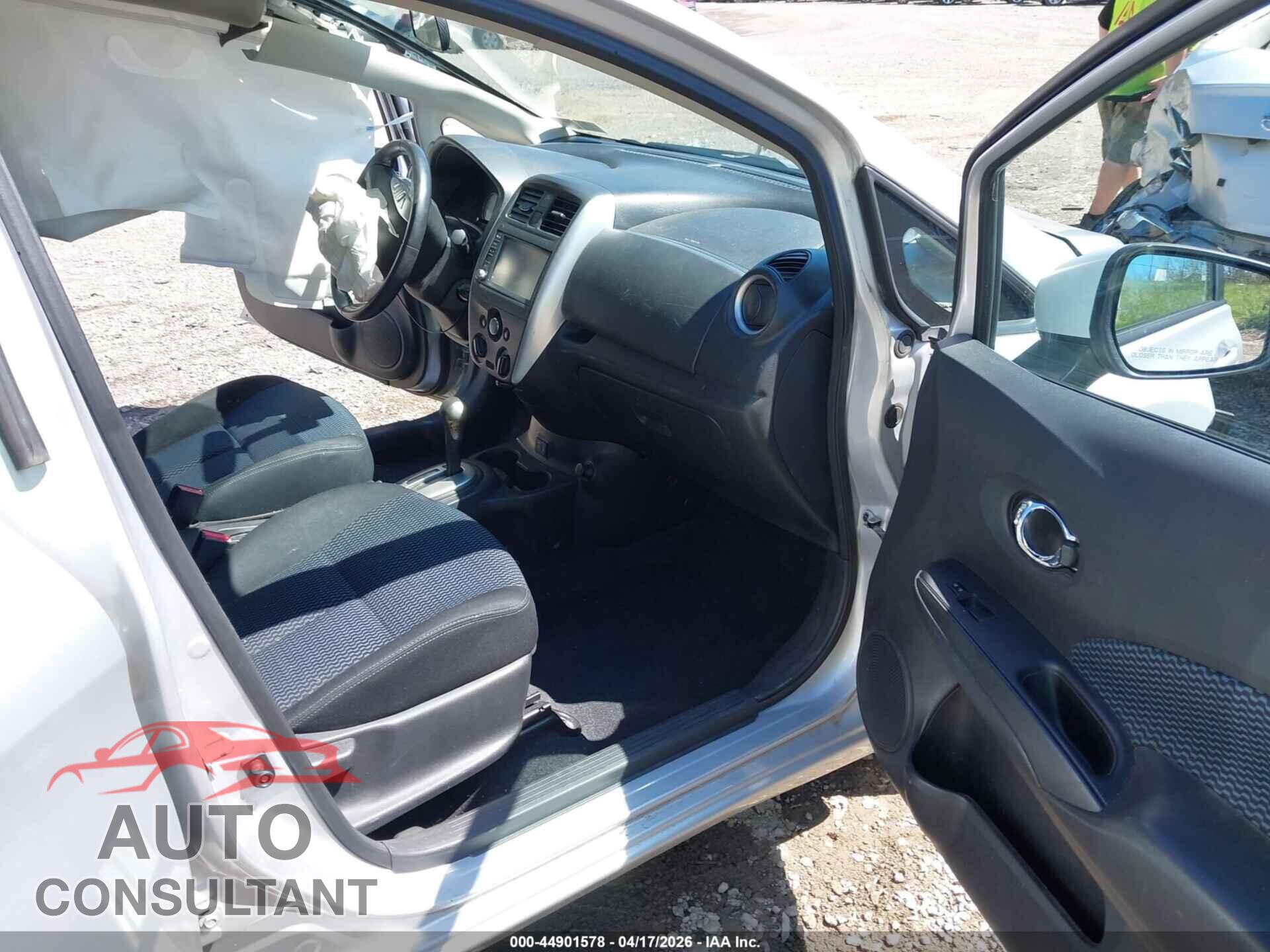 NISSAN VERSA NOTE 2019 - 3N1CE2CP4KL358701