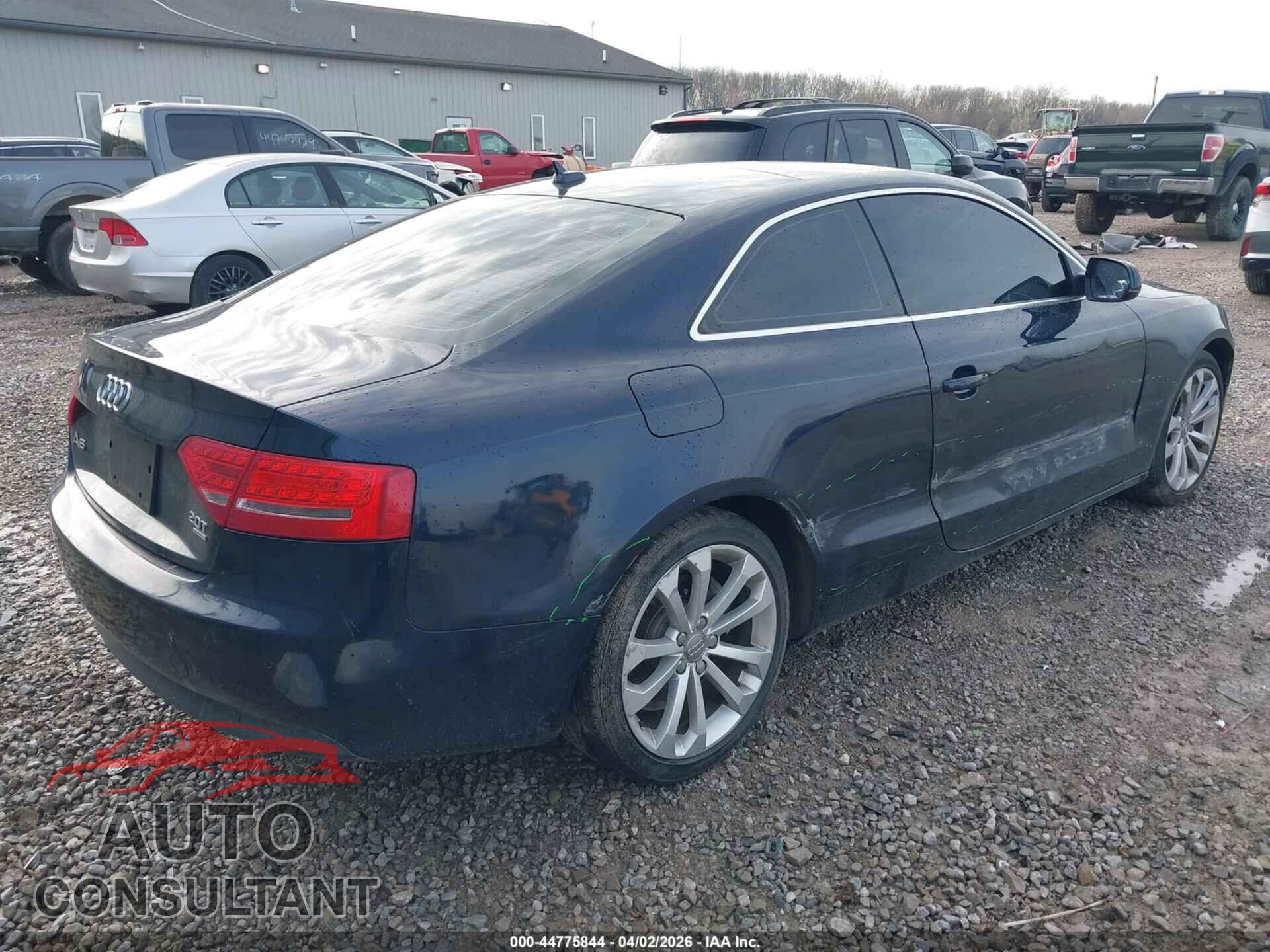 AUDI A5 2011 - WAULFAFR4BA016008