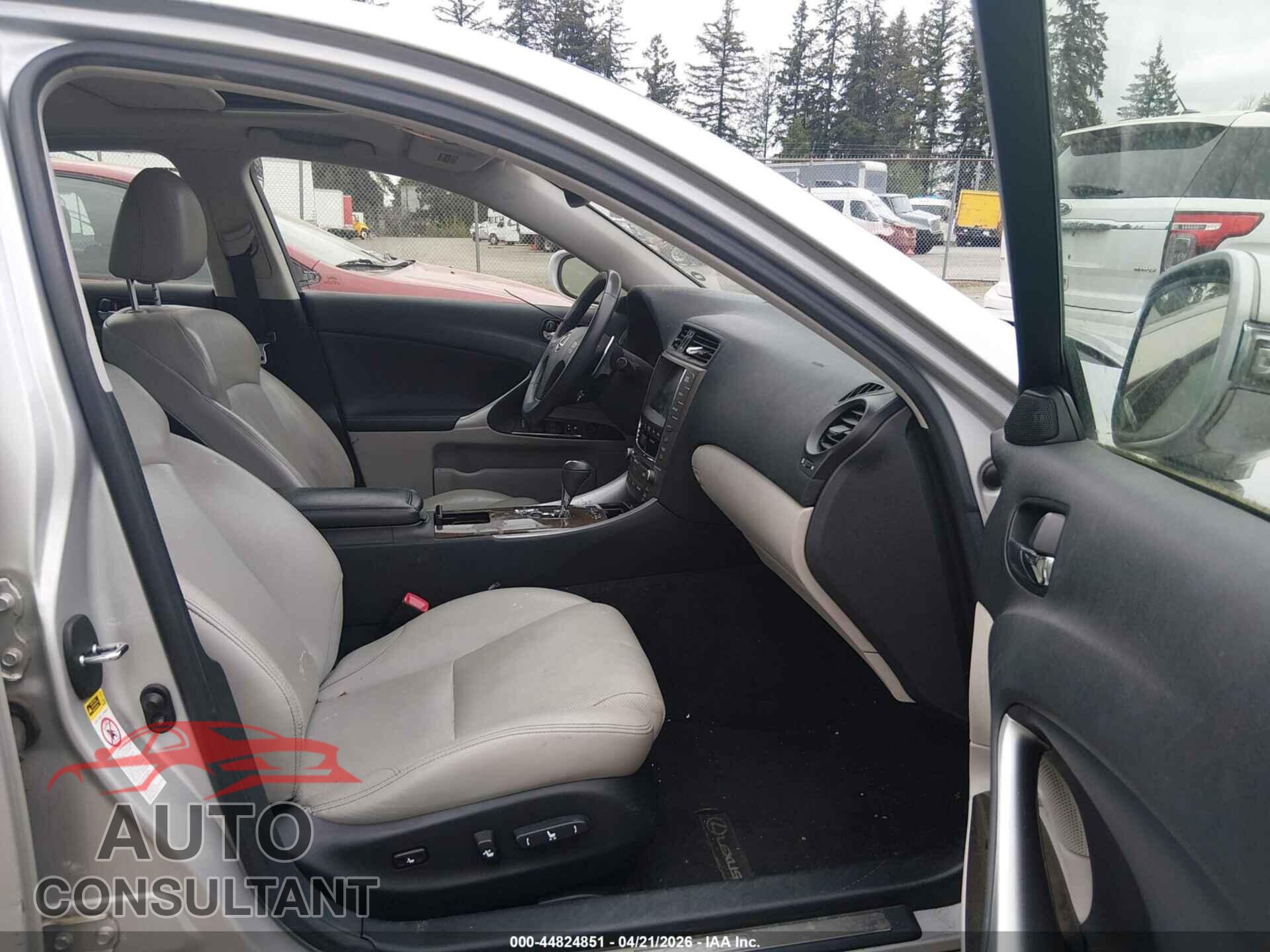 LEXUS IS 250 2010 - JTHCF5C29A2033685