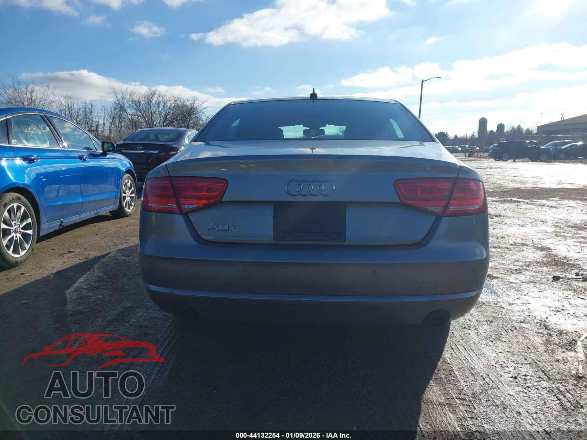 AUDI A8 L 2013 - WAURGAFD2DN013664