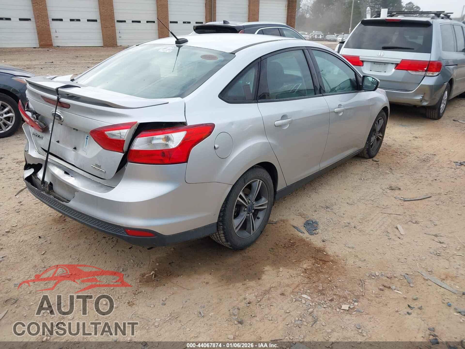 FORD FOCUS 2014 - 1FADP3F29EL243745