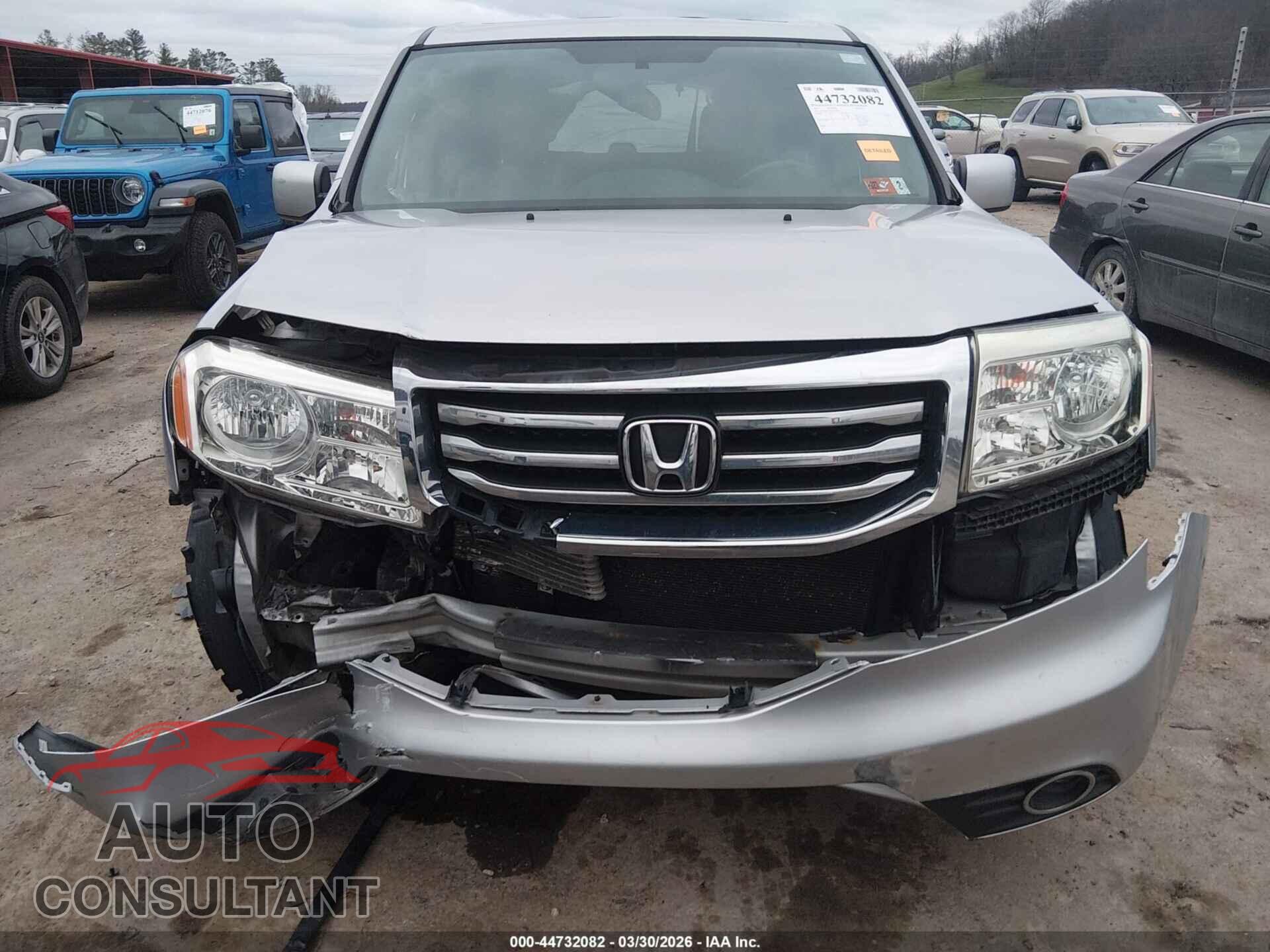 HONDA PILOT 2015 - 5FNYF4H54FB072984