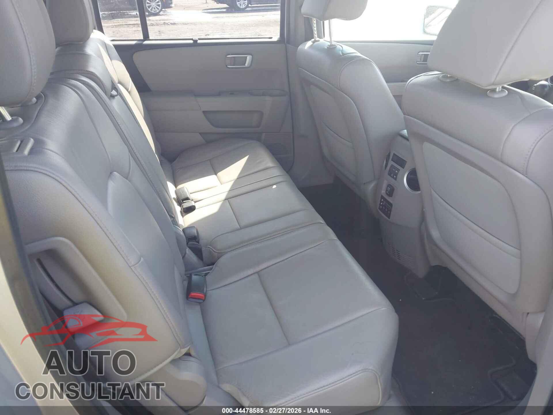 HONDA PILOT 2014 - 5FNYF3H95EB013244