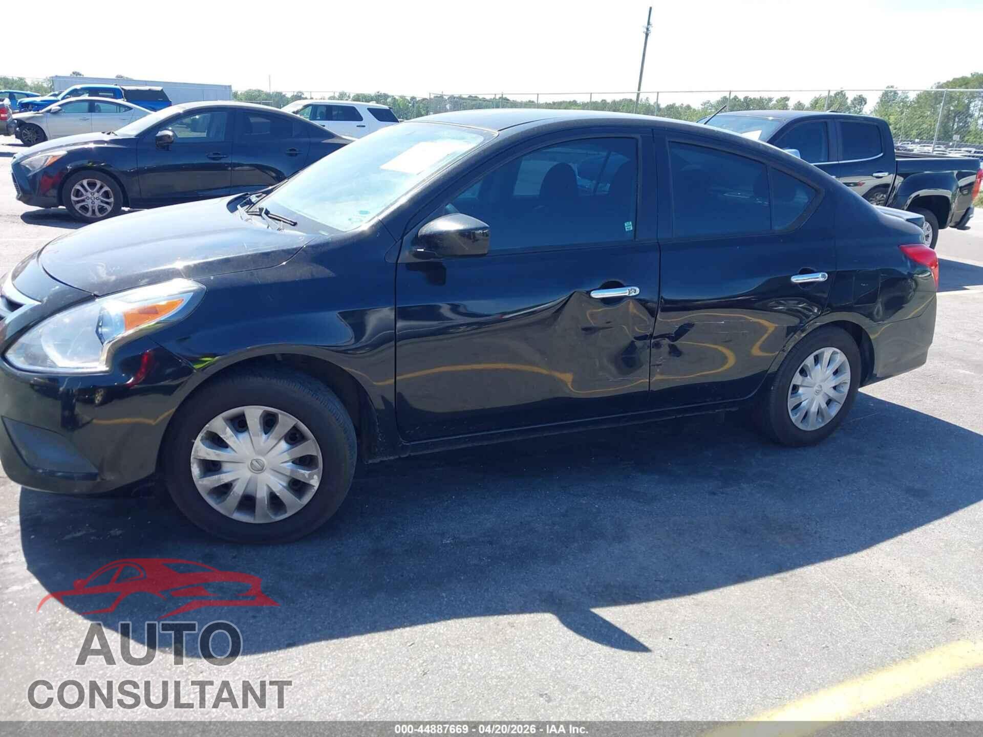 NISSAN VERSA 2019 - 3N1CN7AP2KL863250