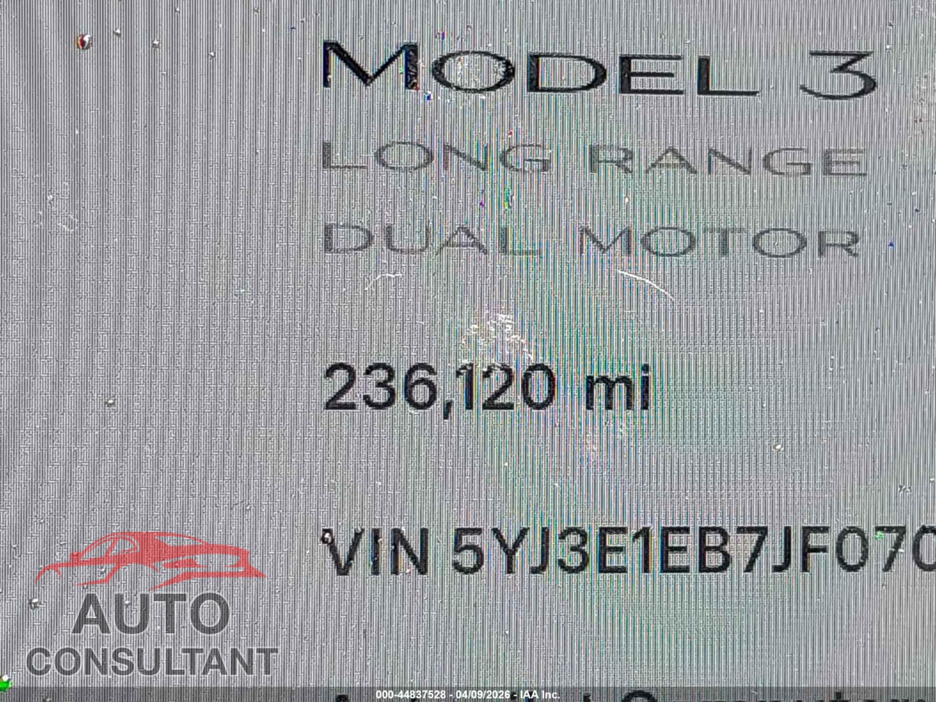 TESLA MODEL 3 2018 - 5YJ3E1EB7JF070595