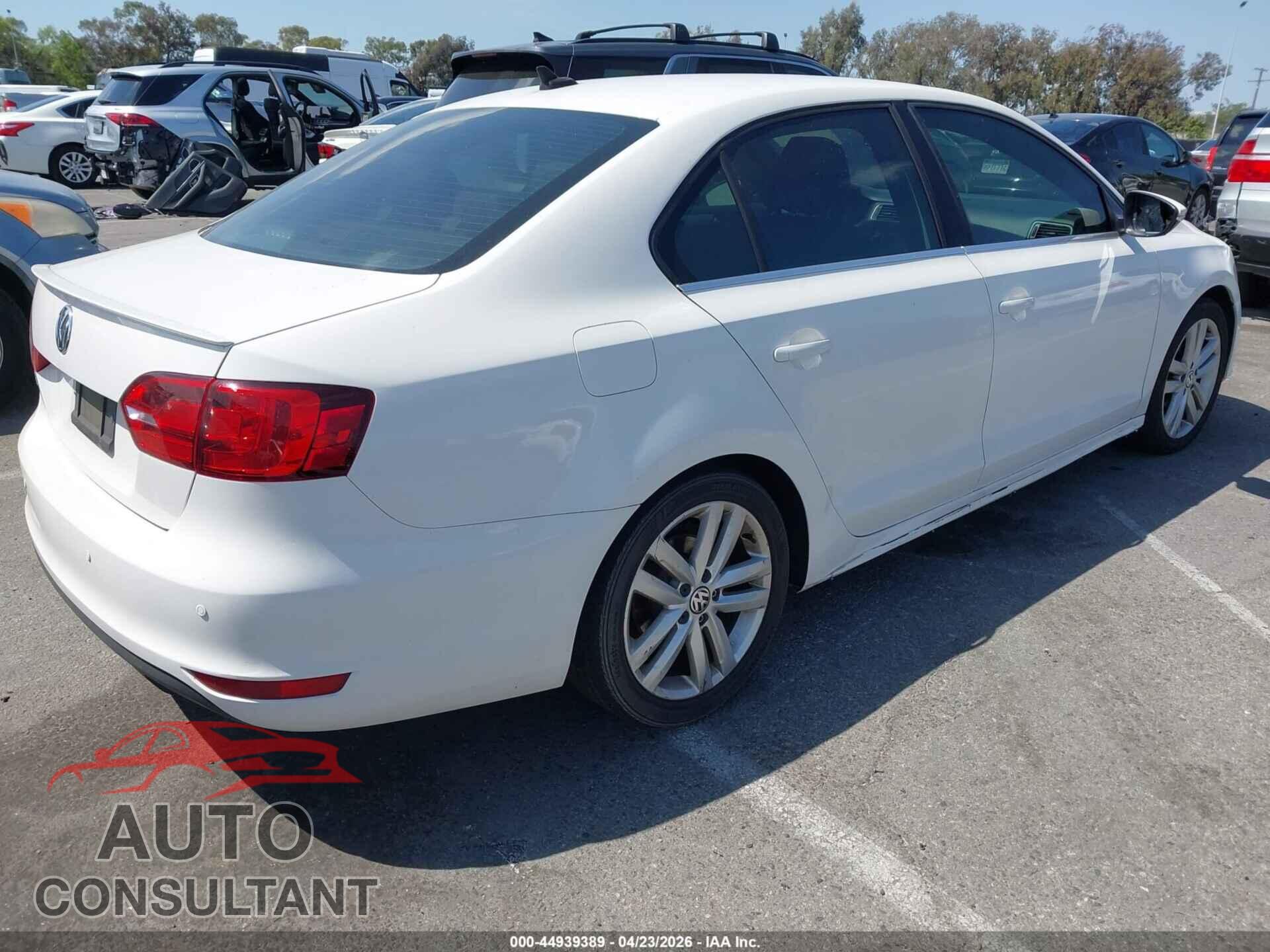 VOLKSWAGEN JETTA 2012 - 3VW4A7AJ5CM424965