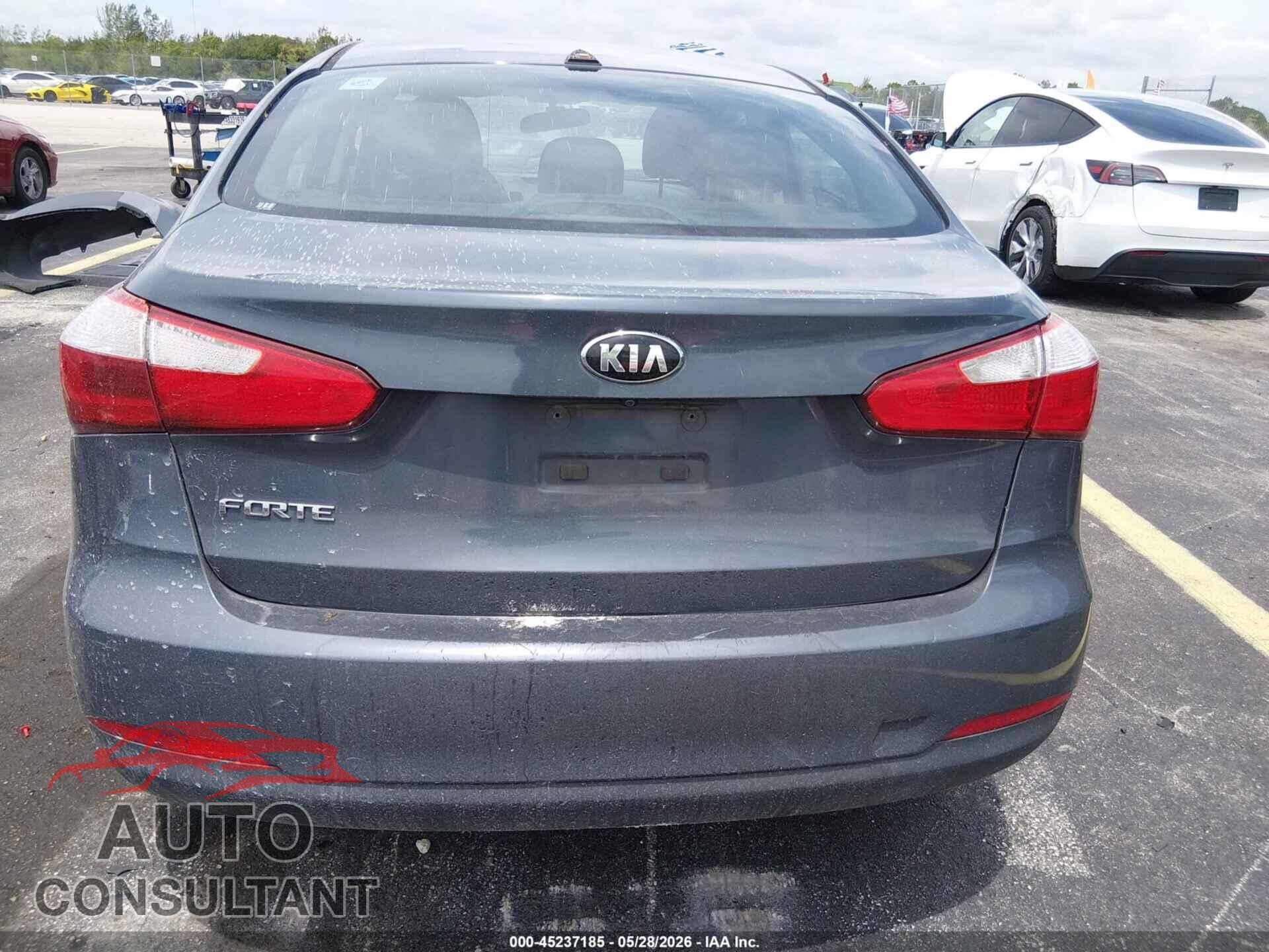 KIA FORTE 2016 - KNAFX4A62G5580183