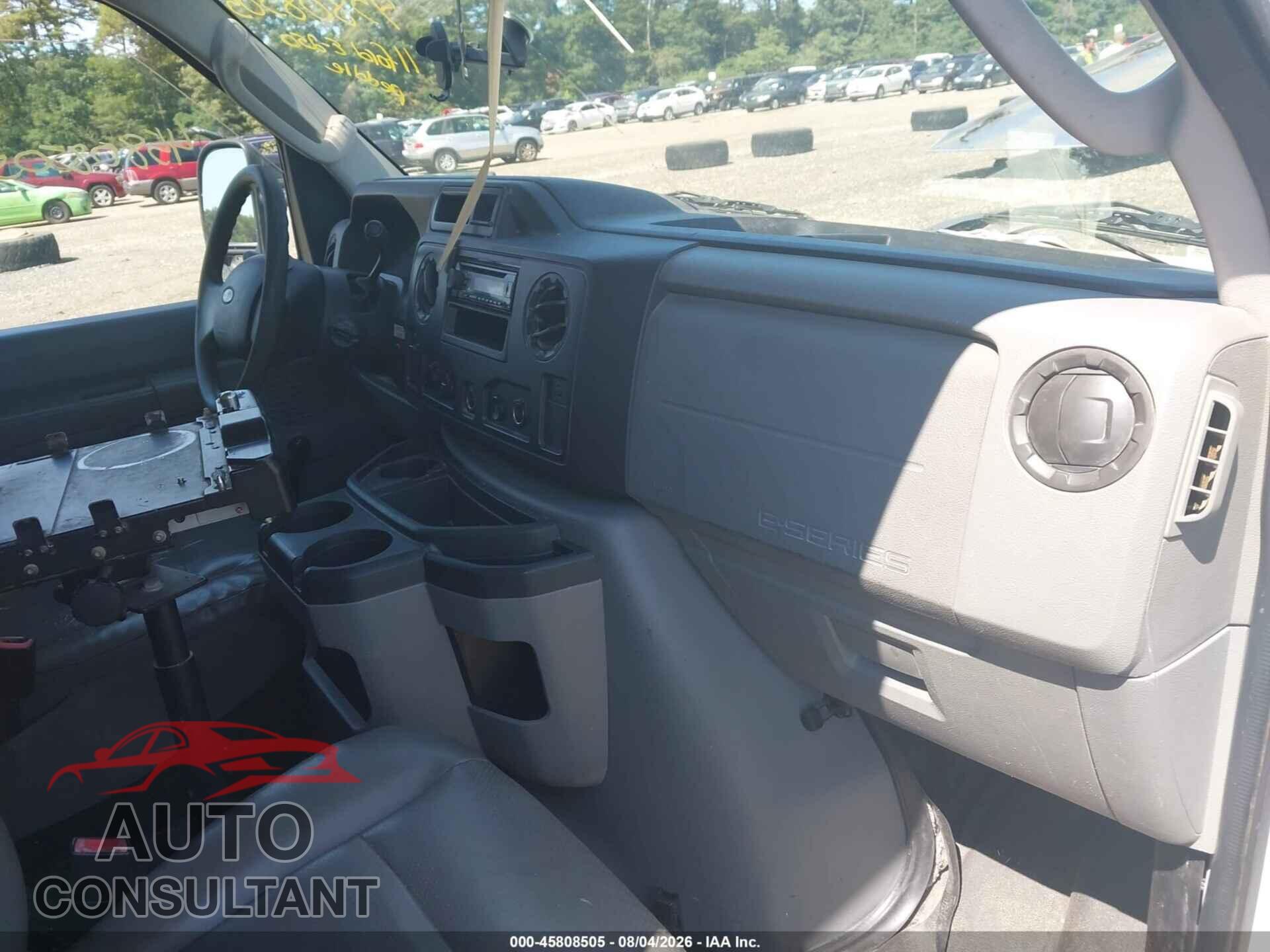 FORD E-250 2011 - 1FTNE2EL8BDA19638