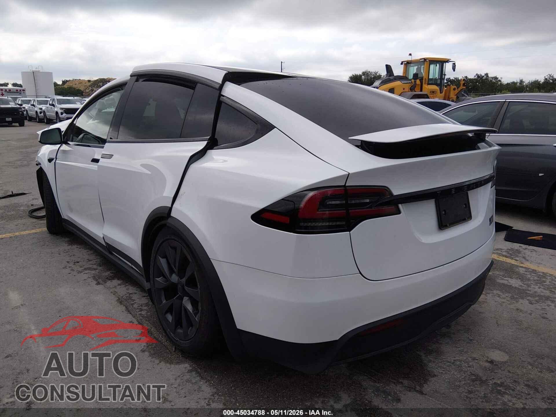 TESLA MODEL X 2023 - 7SAXCBE62PF418864