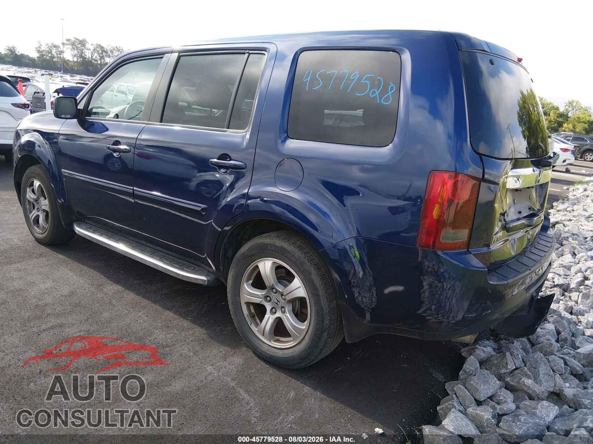 HONDA PILOT 2013 - 5FNYF3H52DB005260