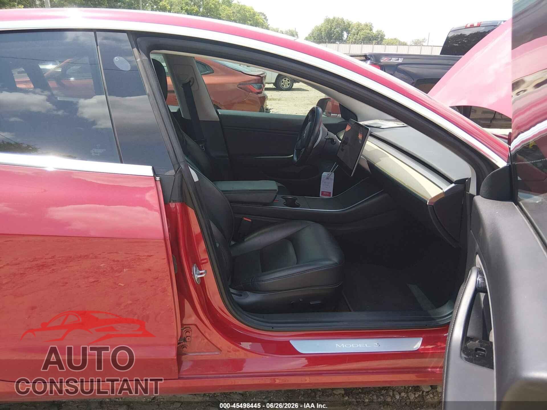 TESLA MODEL 3 2018 - 5YJ3E1EB2JF130167