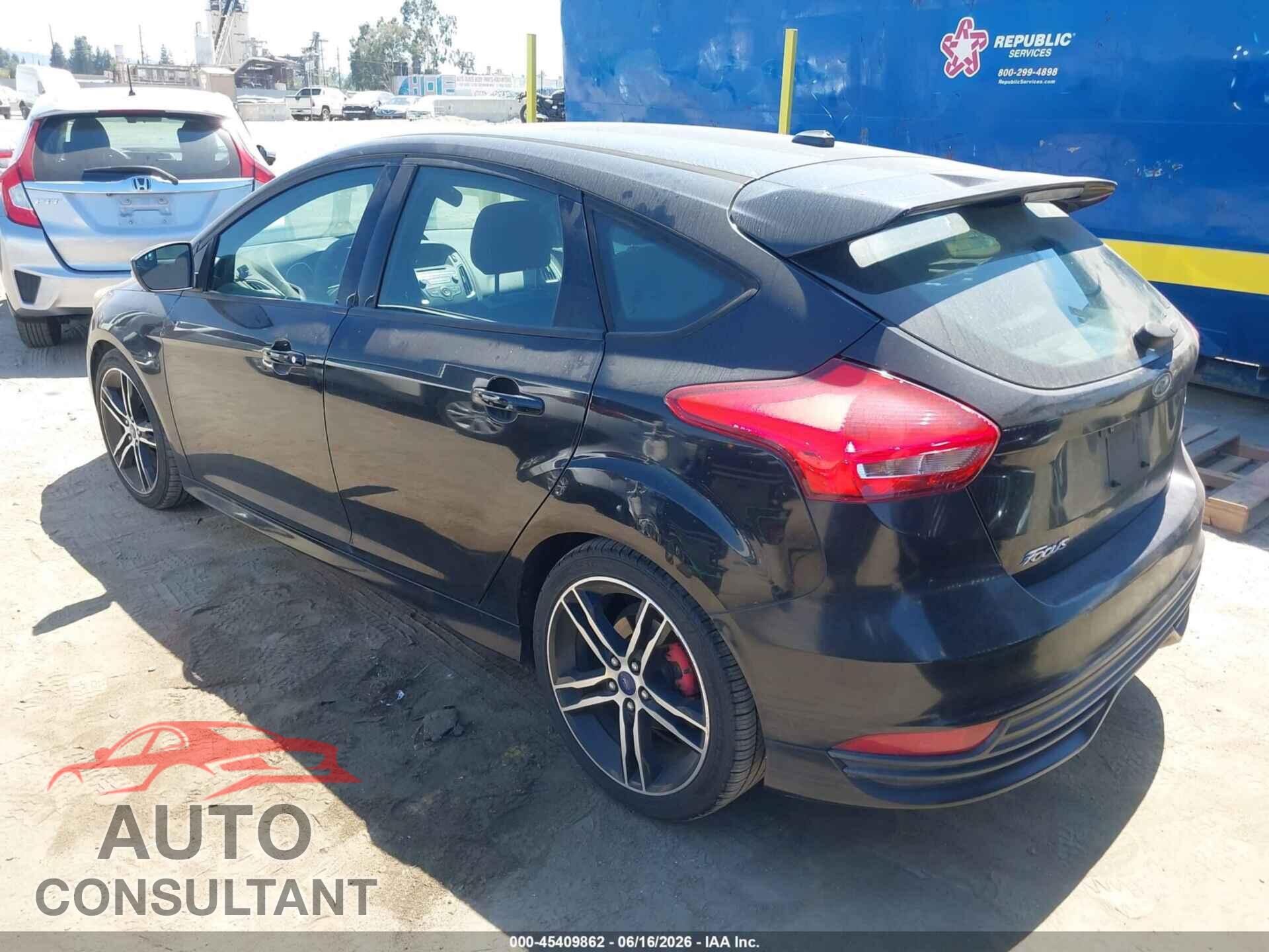 FORD FOCUS ST 2016 - 1FADP3L9XGL203257