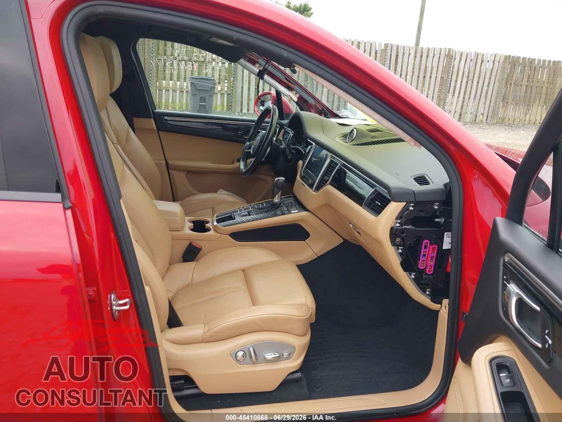 PORSCHE MACAN 2018 - WP1AA2A51JLB06771