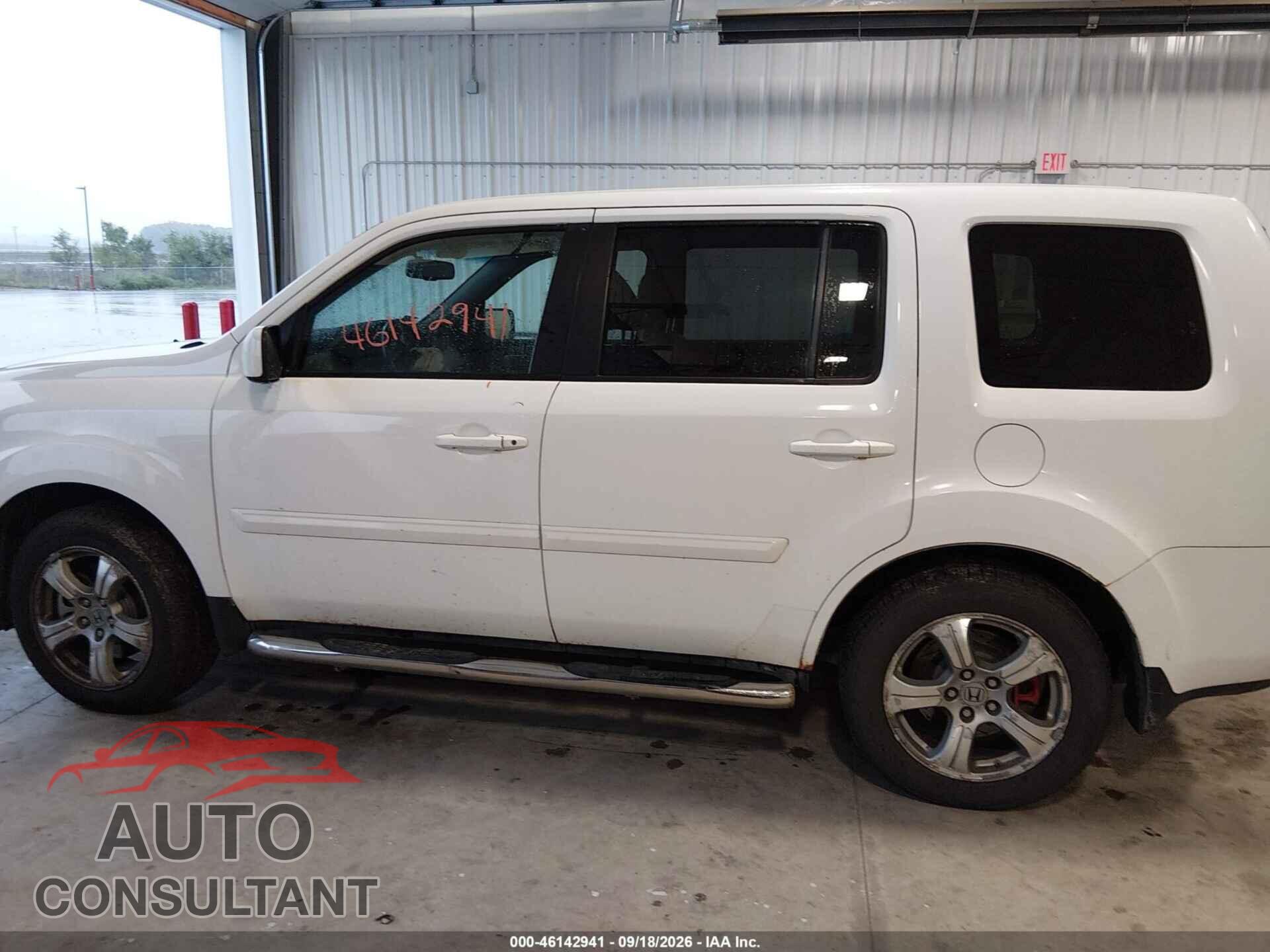 HONDA PILOT 2015 - 5FNYF4H5XFB016385