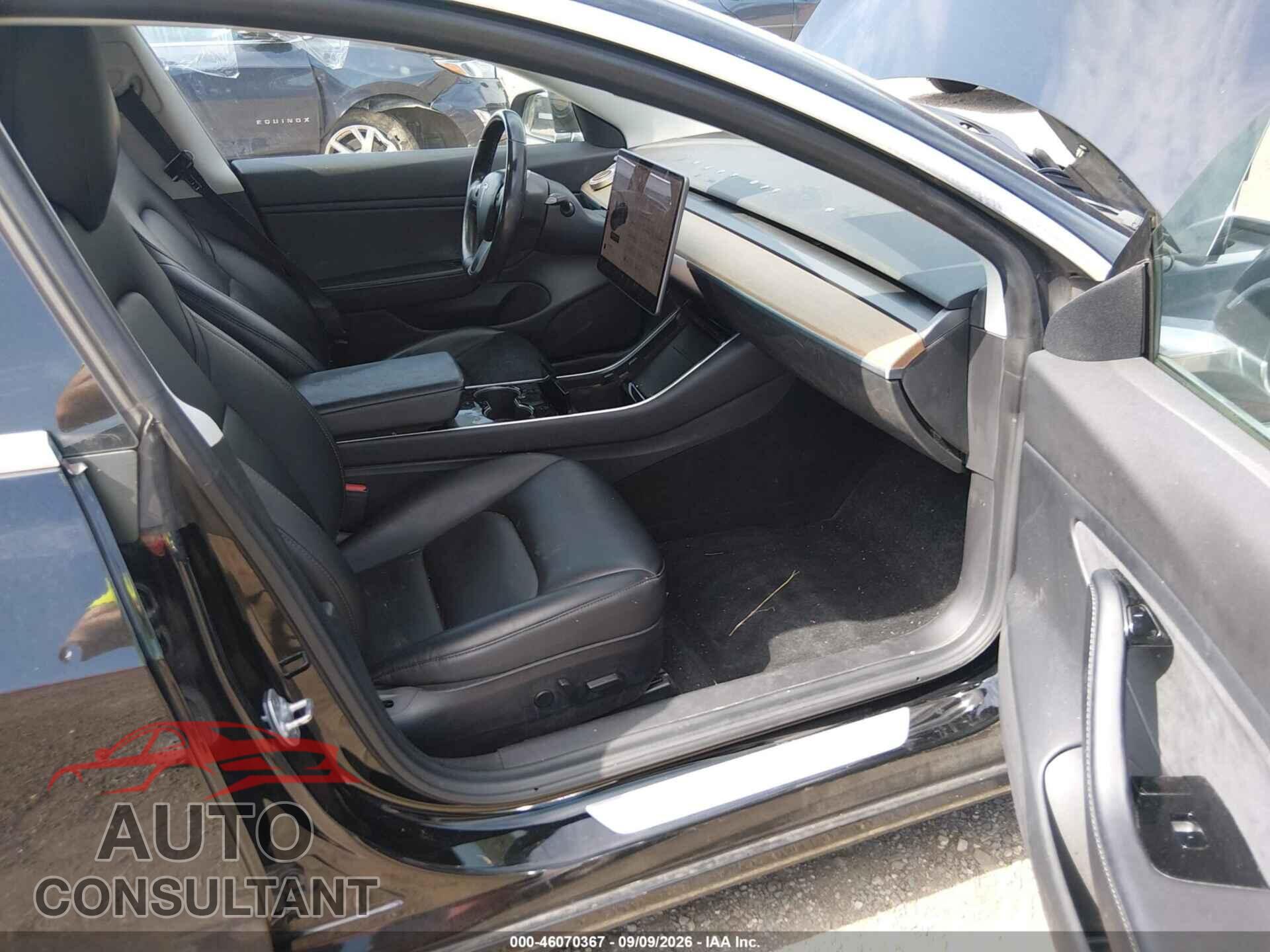 TESLA MODEL 3 2019 - 5YJ3E1EA2KF316901