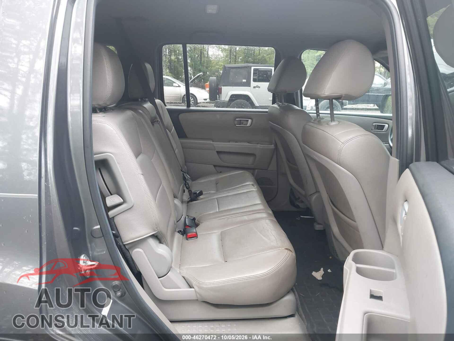 HONDA PILOT 2012 - 5FNYF4H45CB009122