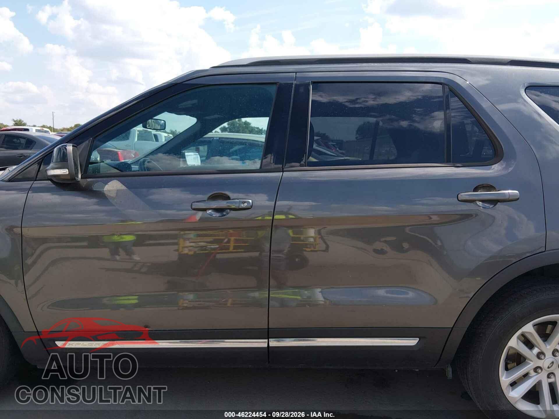 FORD EXPLORER 2017 - 1FM5K7D80HGD14254