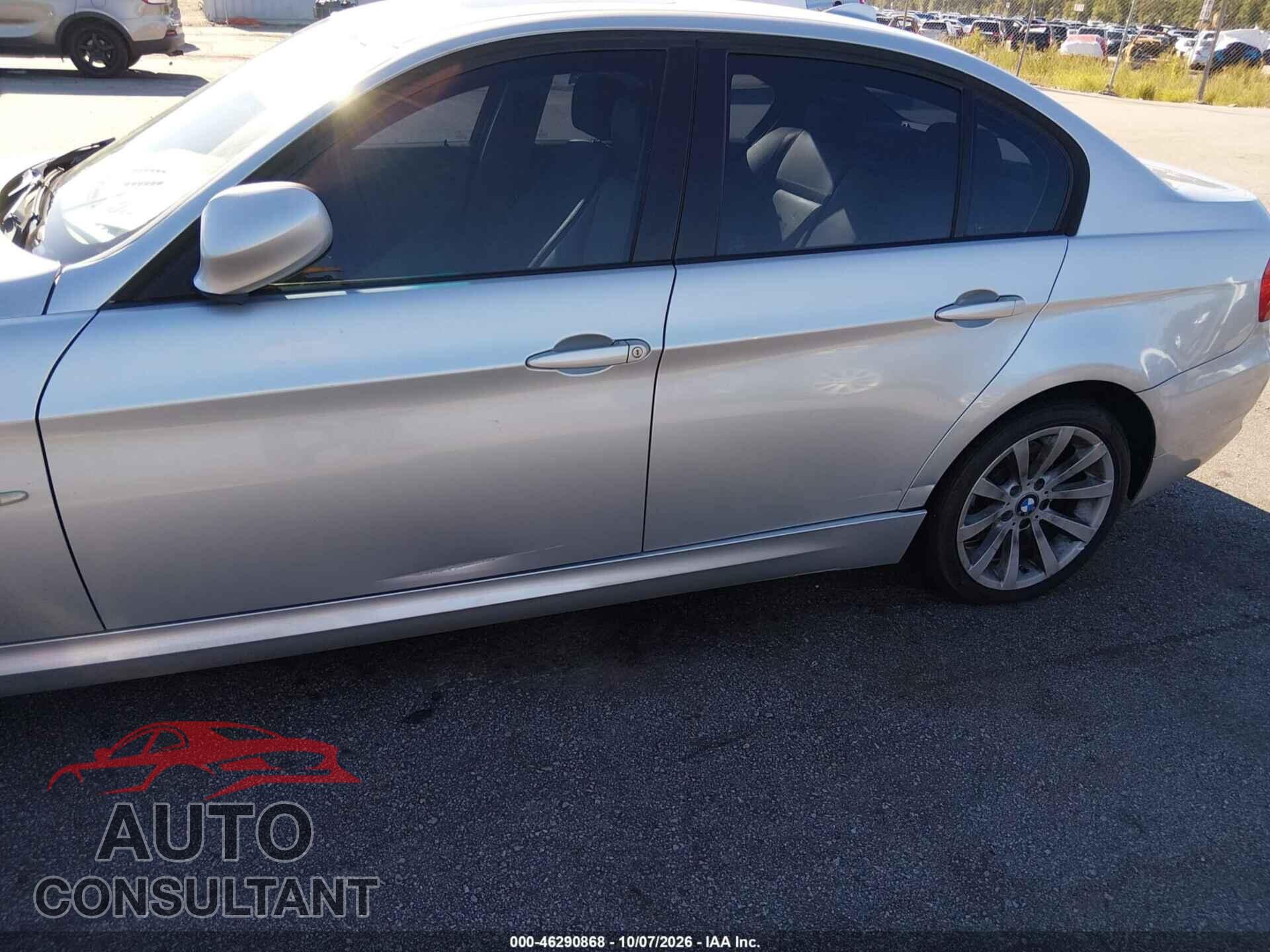 BMW 328I 2011 - WBAPH7C59BE851577