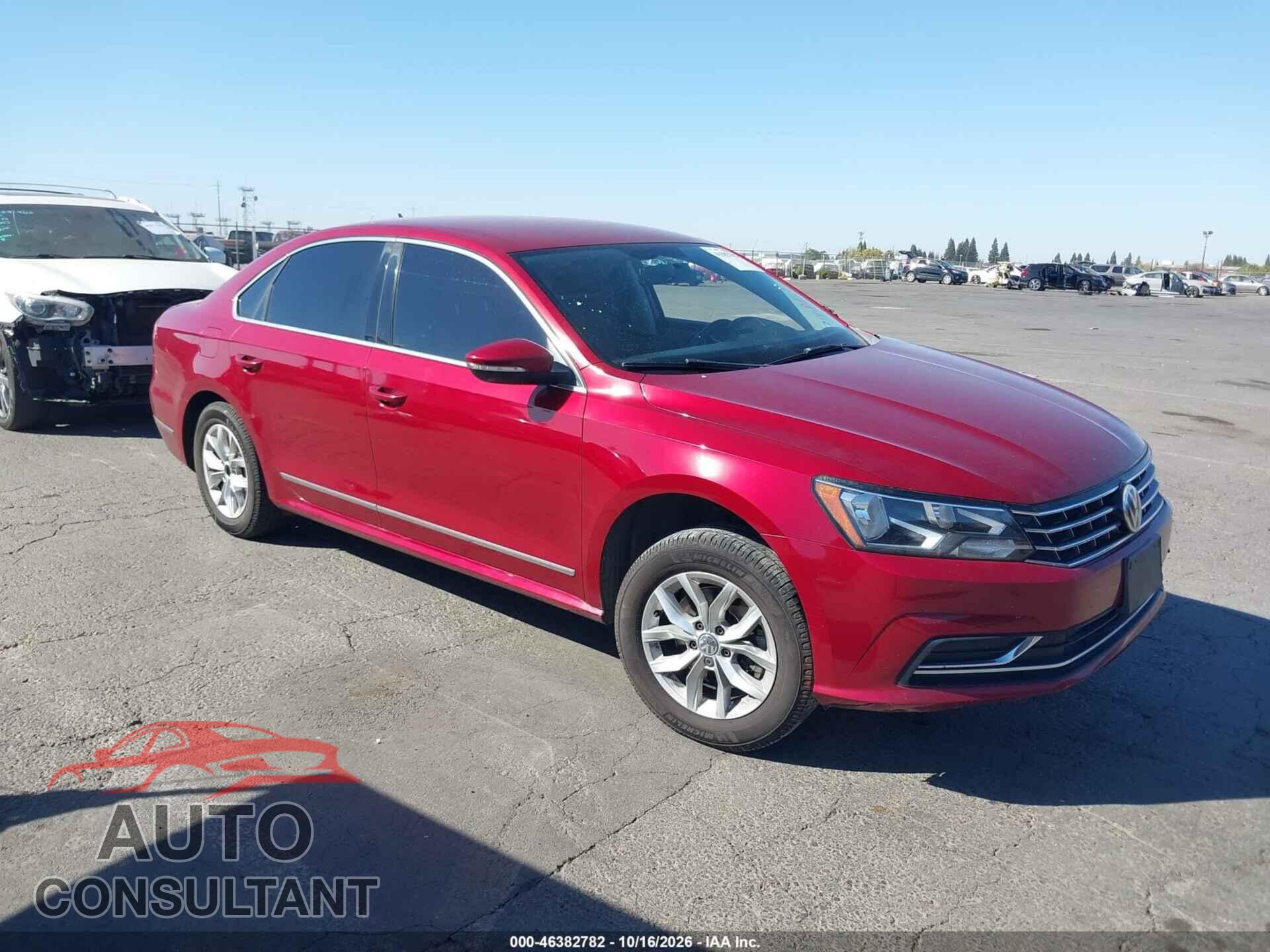 VOLKSWAGEN PASSAT 2017 - 1VWAT7A3XHC019952