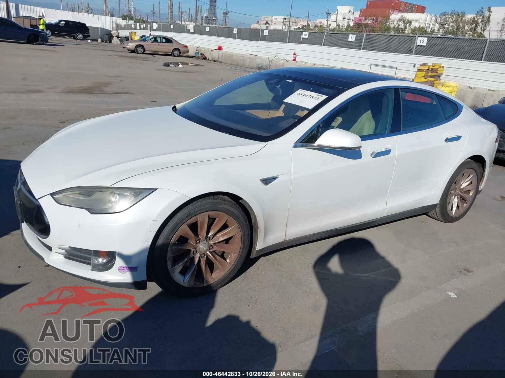 TESLA MODEL S 2016 - 5YJSA1E25GF132446