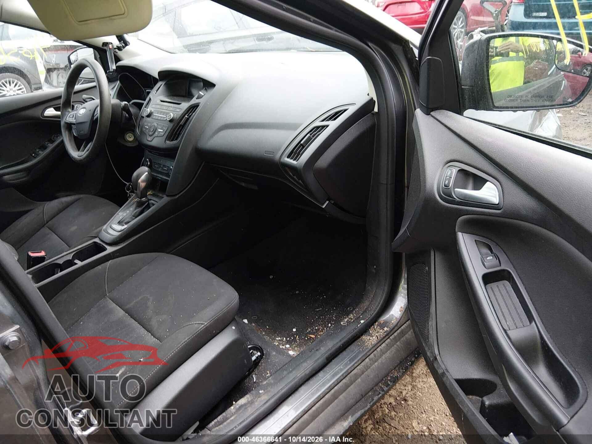 FORD FOCUS 2017 - 1FADP3F23HL232907