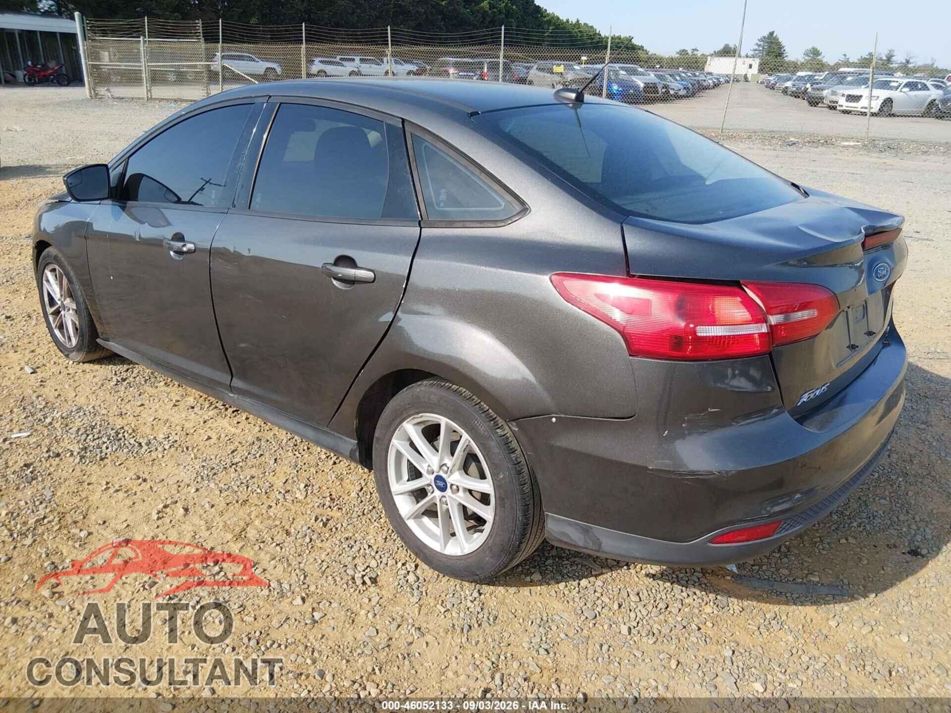 FORD FOCUS 2017 - 1FADP3F22HL237824