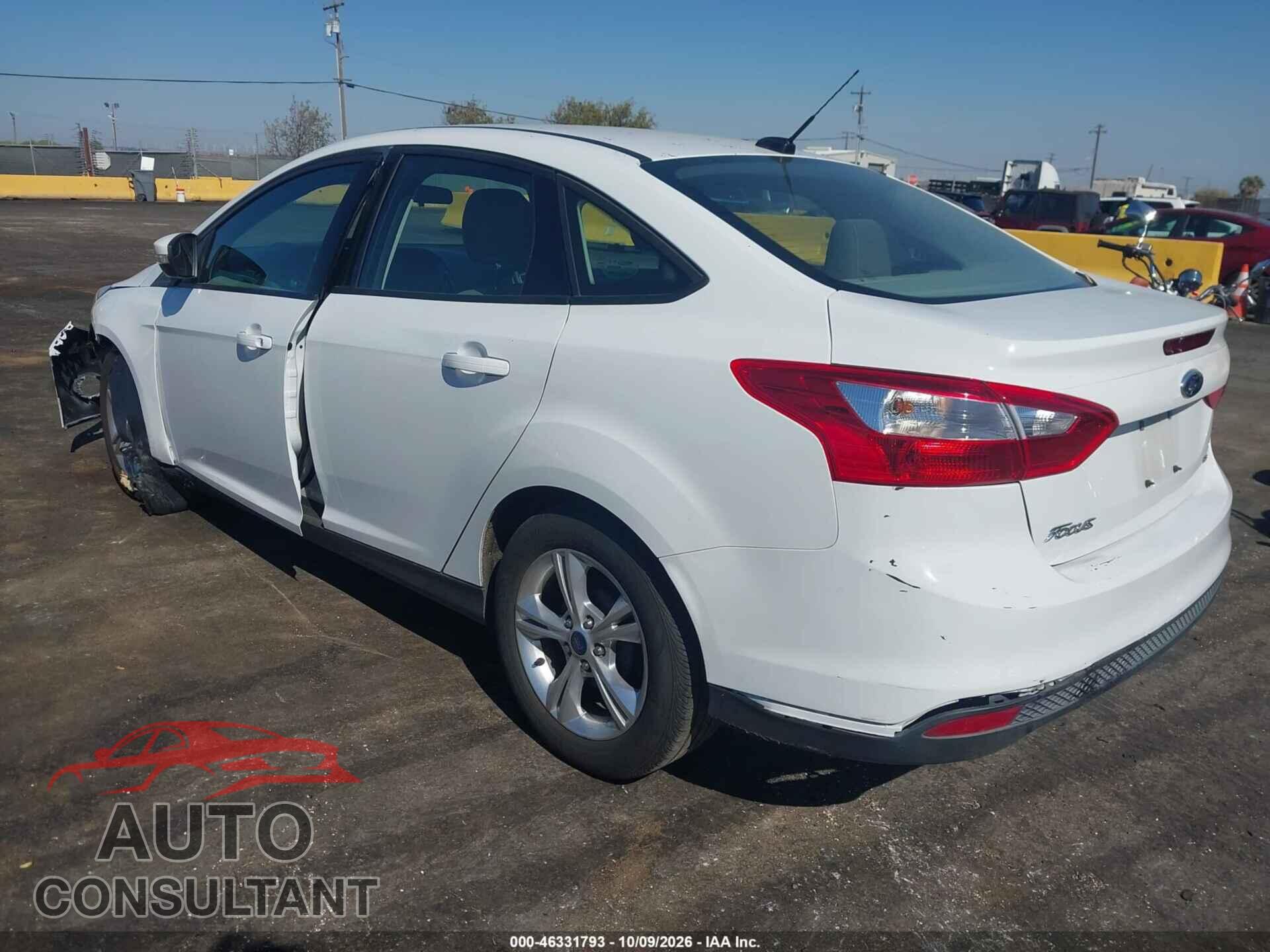 FORD FOCUS 2014 - 1FADP3F26EL255044