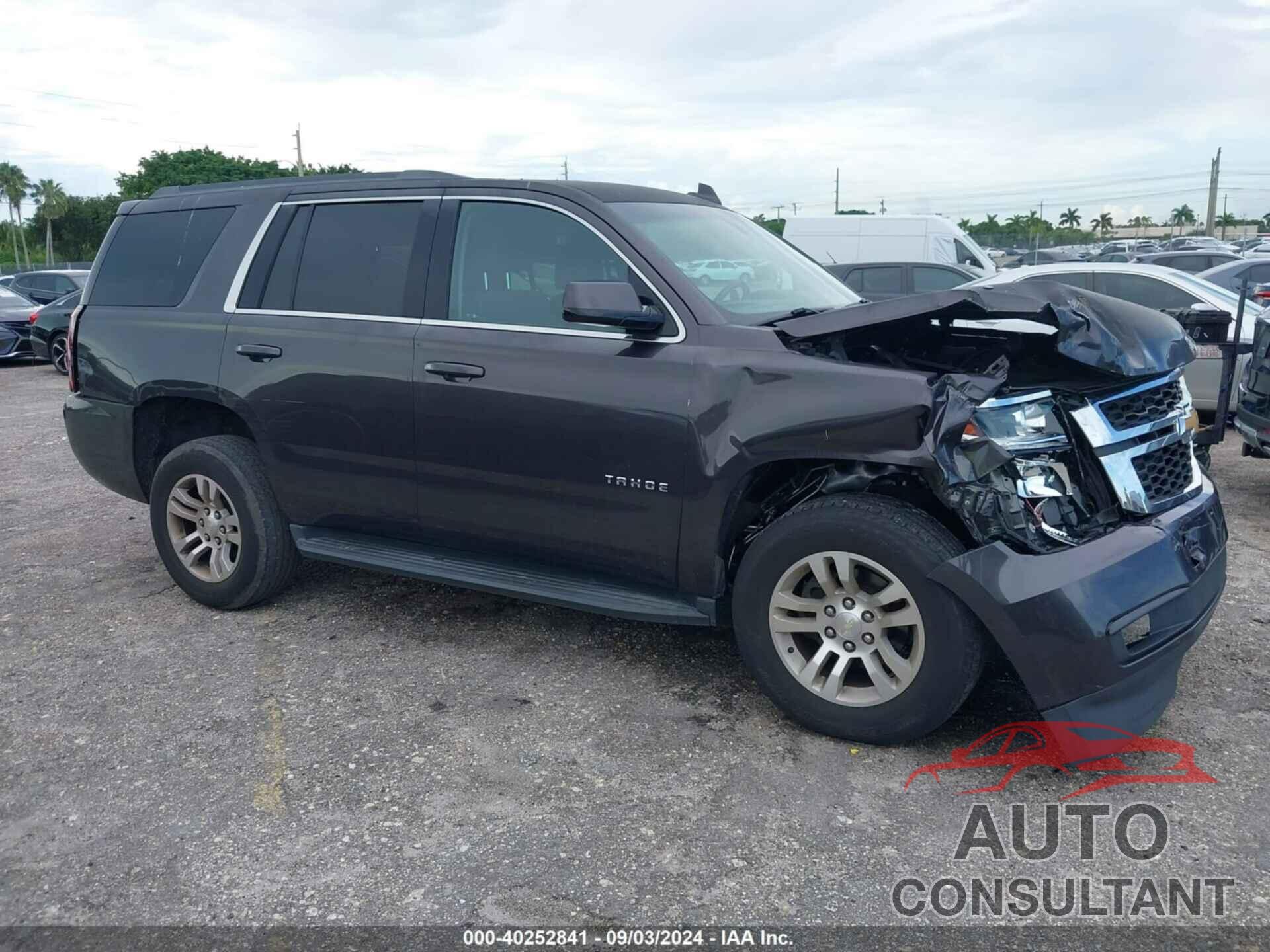 CHEVROLET TAHOE 2017 - 1GNSCAKC1HR230948