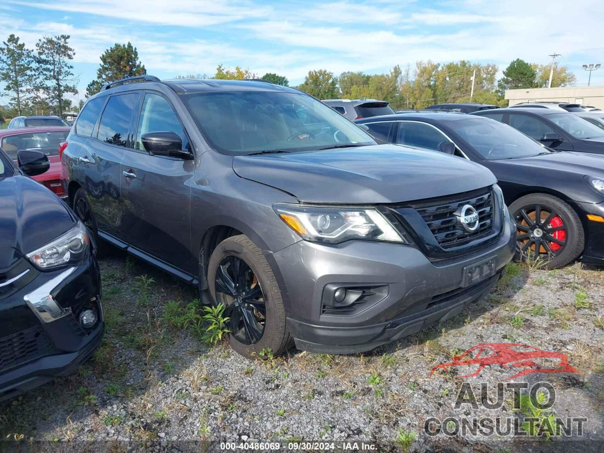 NISSAN PATHFINDER 2018 - 5N1DR2MN2JC656334