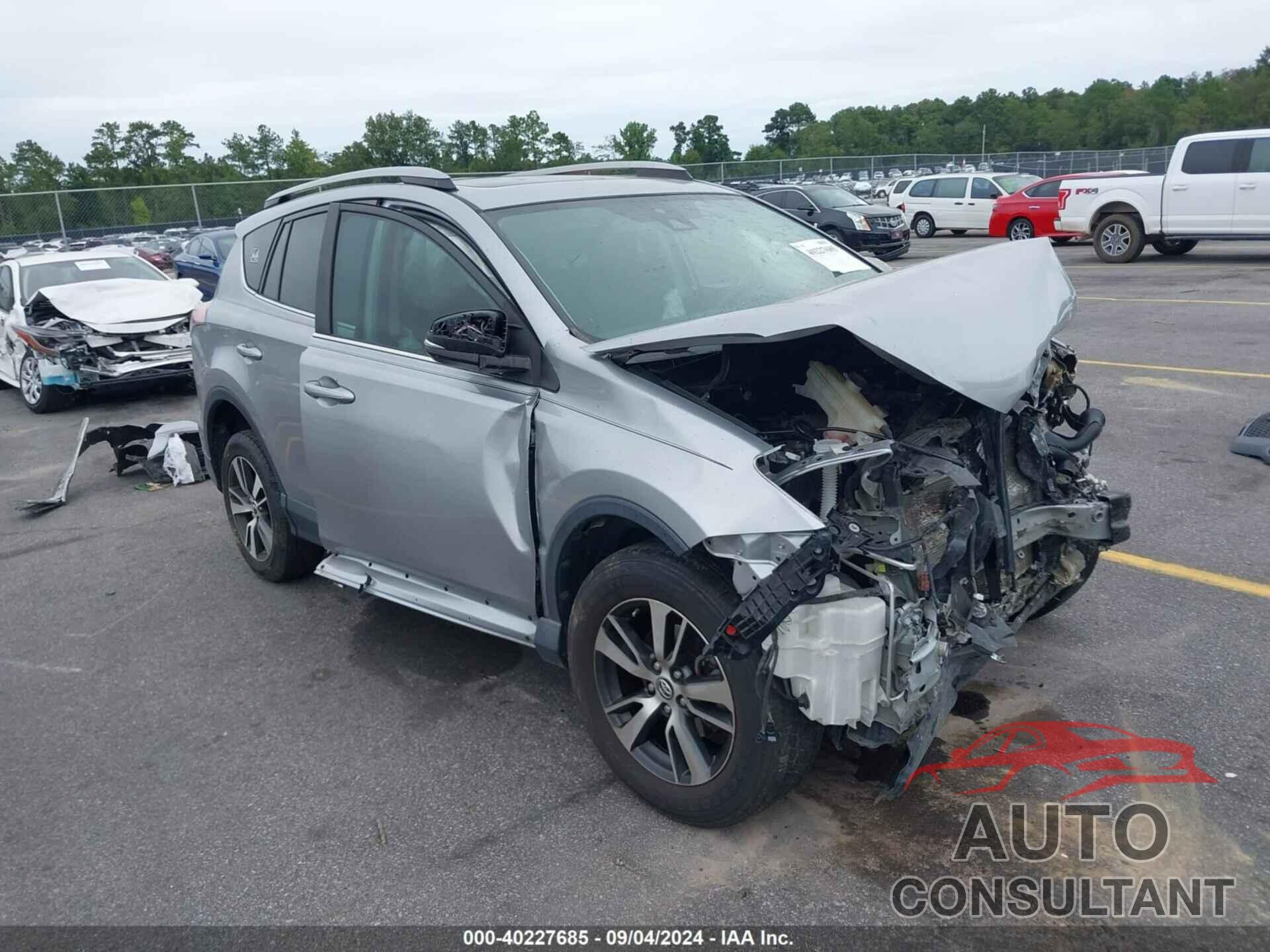 TOYOTA RAV4 2018 - 2T3WFREV6JW509427