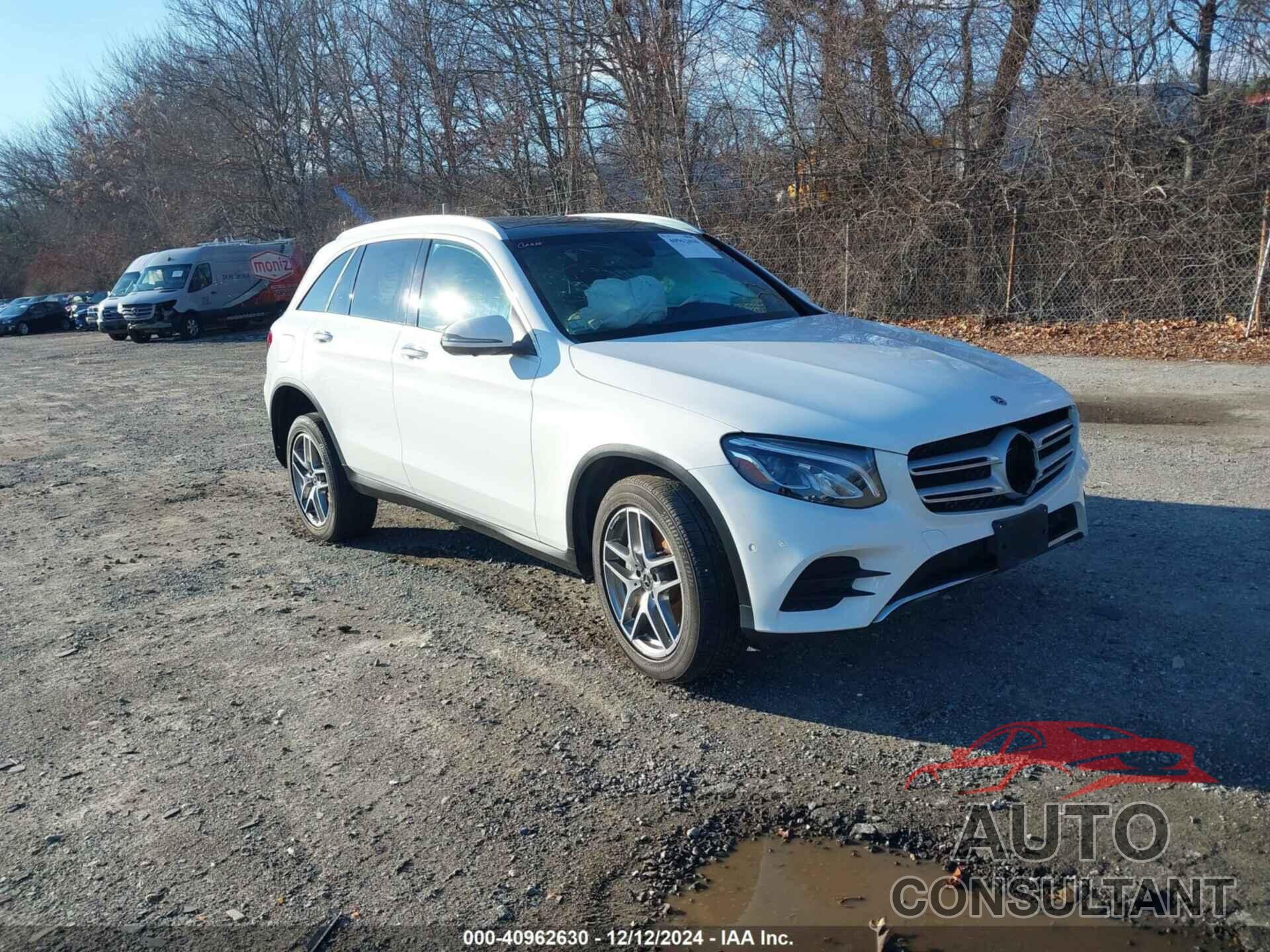 MERCEDES-BENZ GLC 300 2019 - WDC0G4KB3KV138665