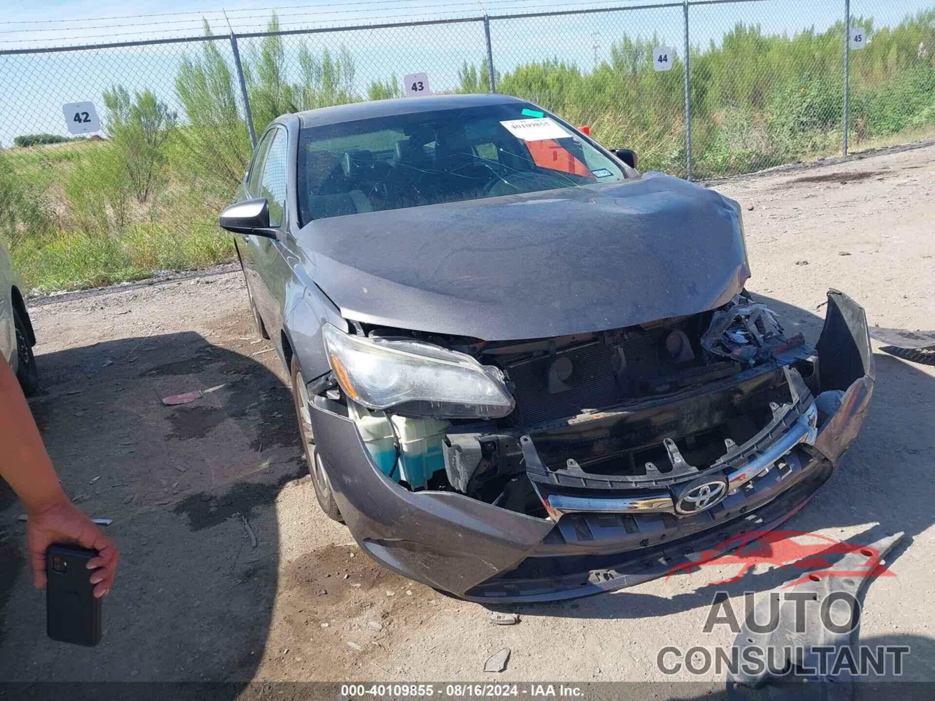 TOYOTA CAMRY 2017 - 4T1BF1FK6HU752971