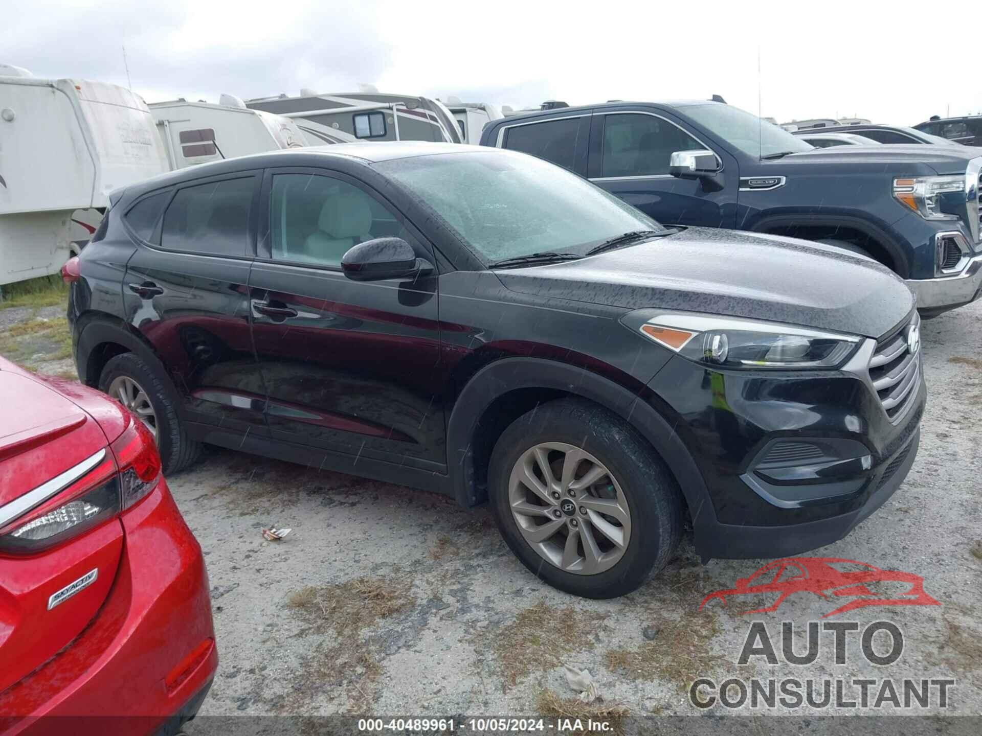 HYUNDAI TUCSON 2018 - KM8J23A42JU766027