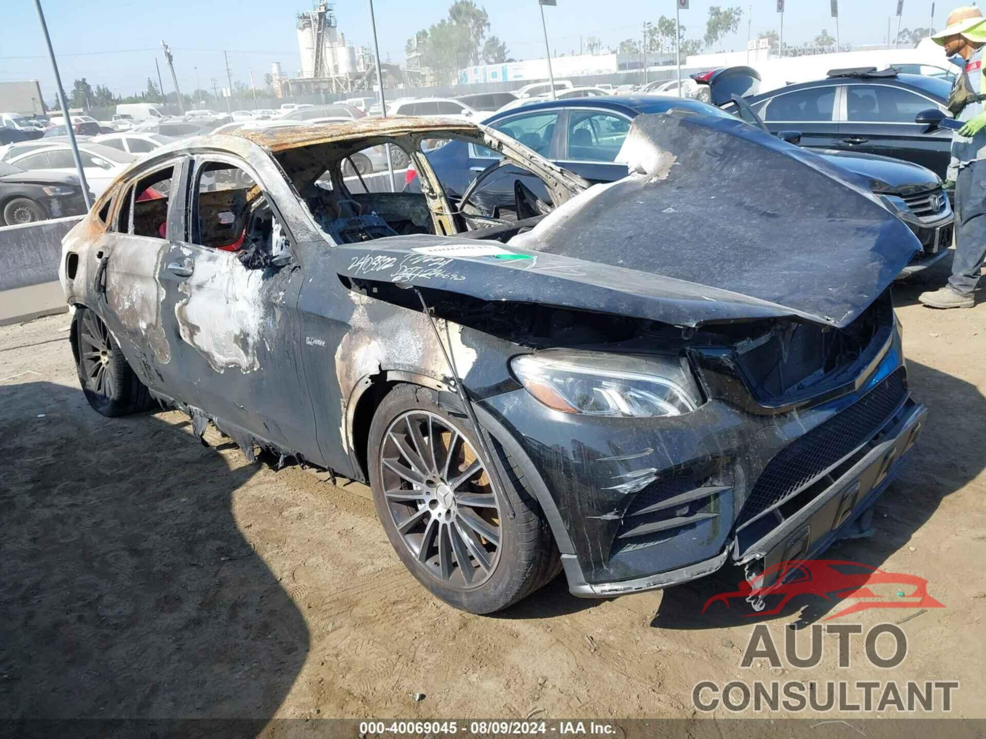 MERCEDES-BENZ AMG GLC 43 COUPE 2019 - WDC0J6EB2KF486413