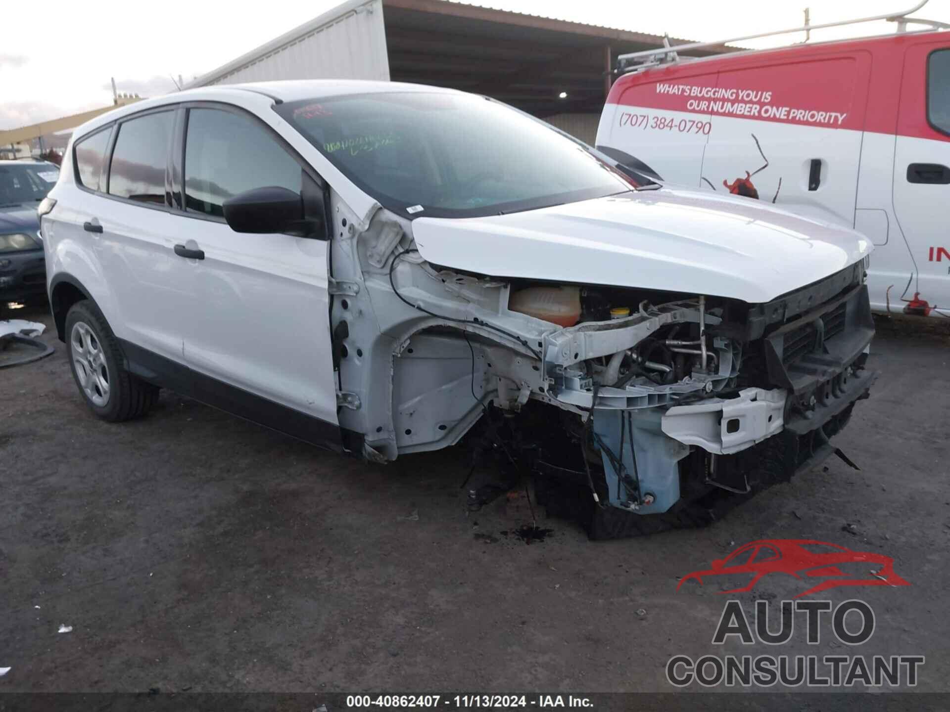 FORD ESCAPE 2018 - 1FMCU0F7XJUB53044