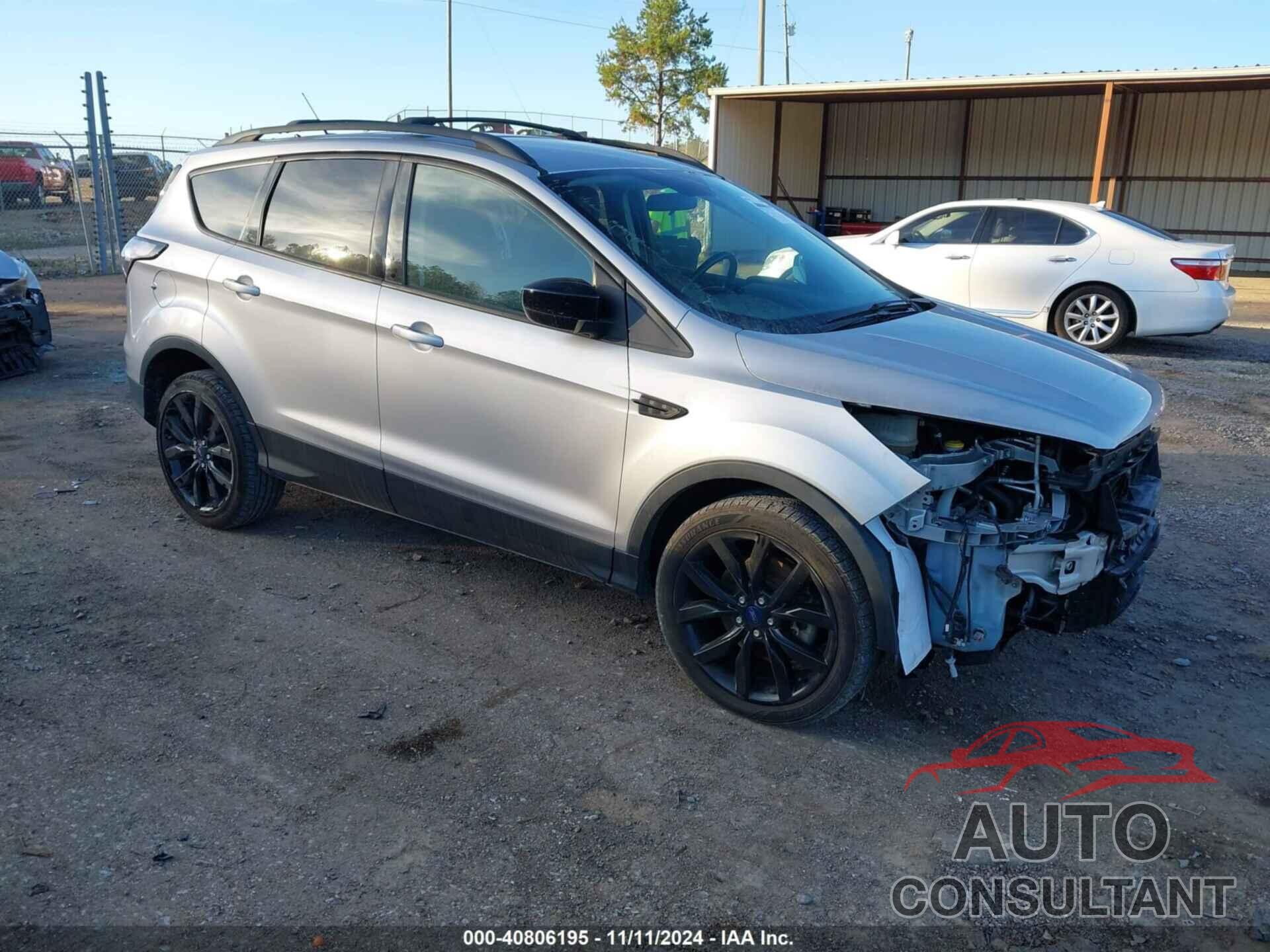 FORD ESCAPE 2017 - 1FMCU9GDXHUC06358