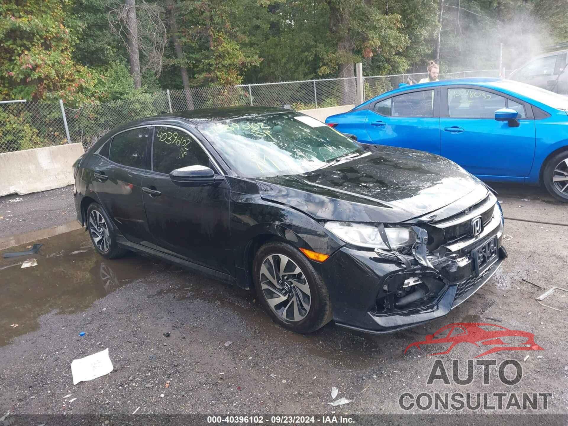 HONDA CIVIC 2017 - SHHFK7H21HU408991