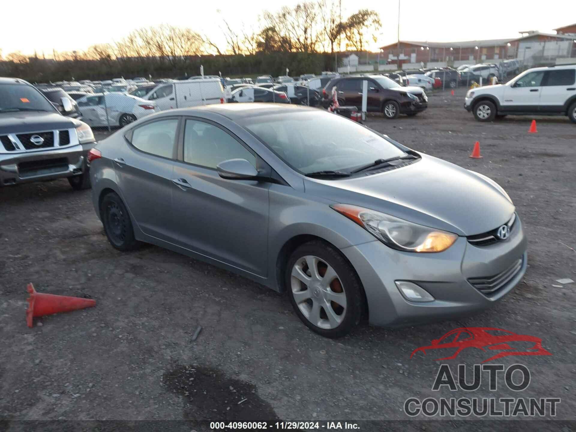 HYUNDAI ELANTRA 2012 - KMHDH4AE7CU184681