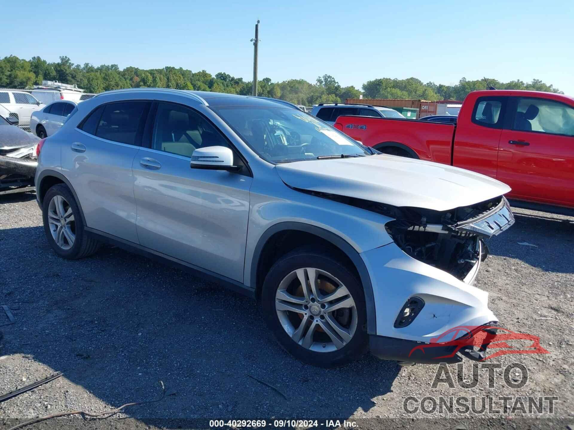 MERCEDES-BENZ GLA 250 2017 - WDCTG4GB5HJ341899