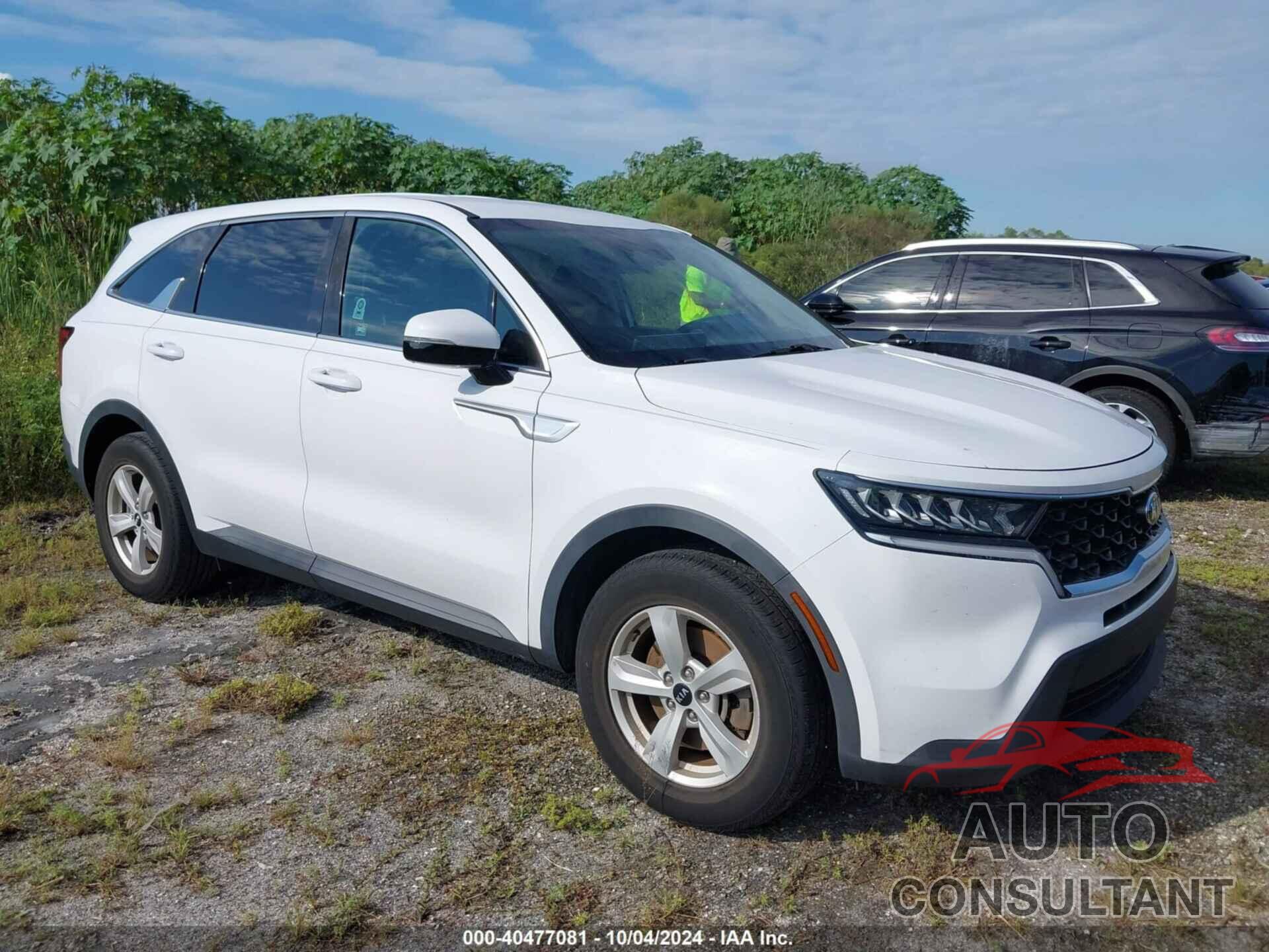 KIA SORENTO 2021 - 5XYRG4LC3MG021876