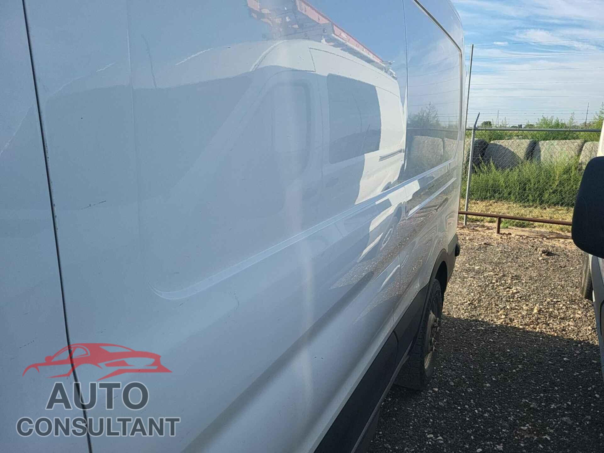 FORD TRANSIT 2020 - 1FTBR2C80LKA03212
