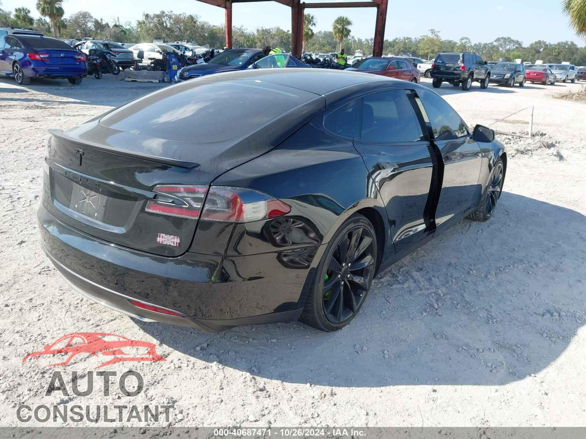 TESLA MODEL S 2015 - 5YJSA1H49FF092335