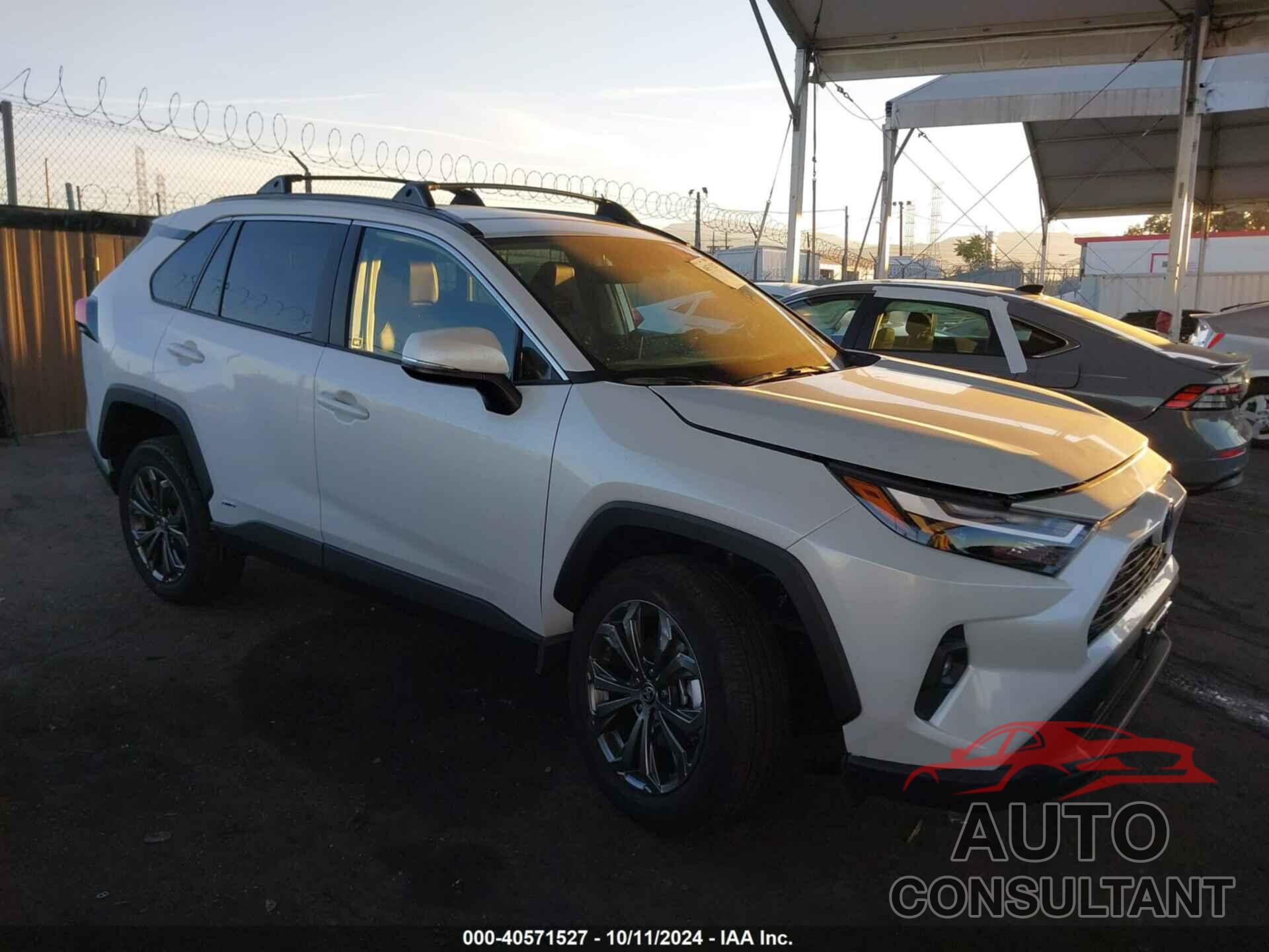 TOYOTA RAV4 HYBRID 2024 - 4T3B6RFV9RU156352