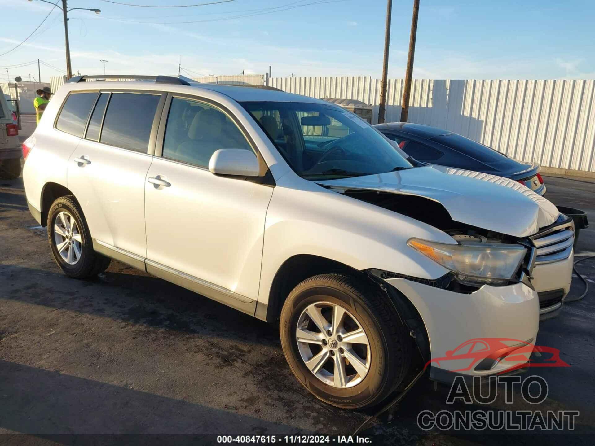 TOYOTA HIGHLANDER 2011 - 5TDZA3EH9BS010207