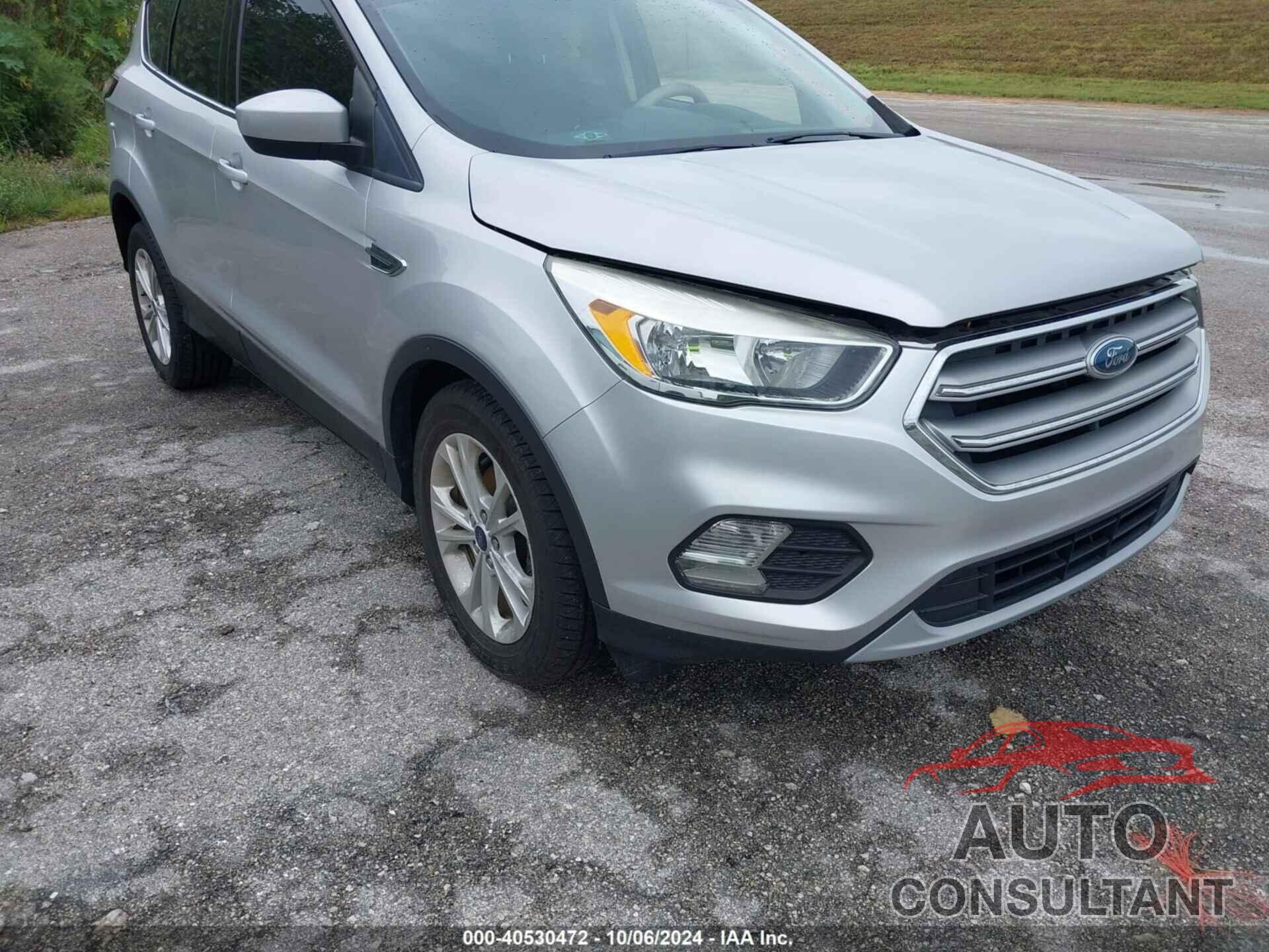 FORD ESCAPE 2017 - 1FMCU0GD9HUC63761