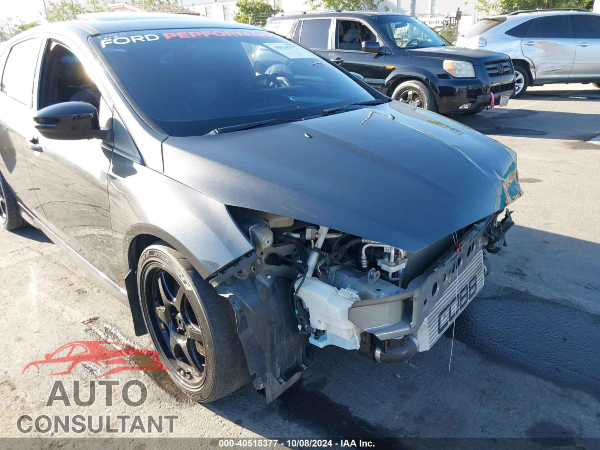 FORD FOCUS ST 2017 - 1FADP3L97HL320666