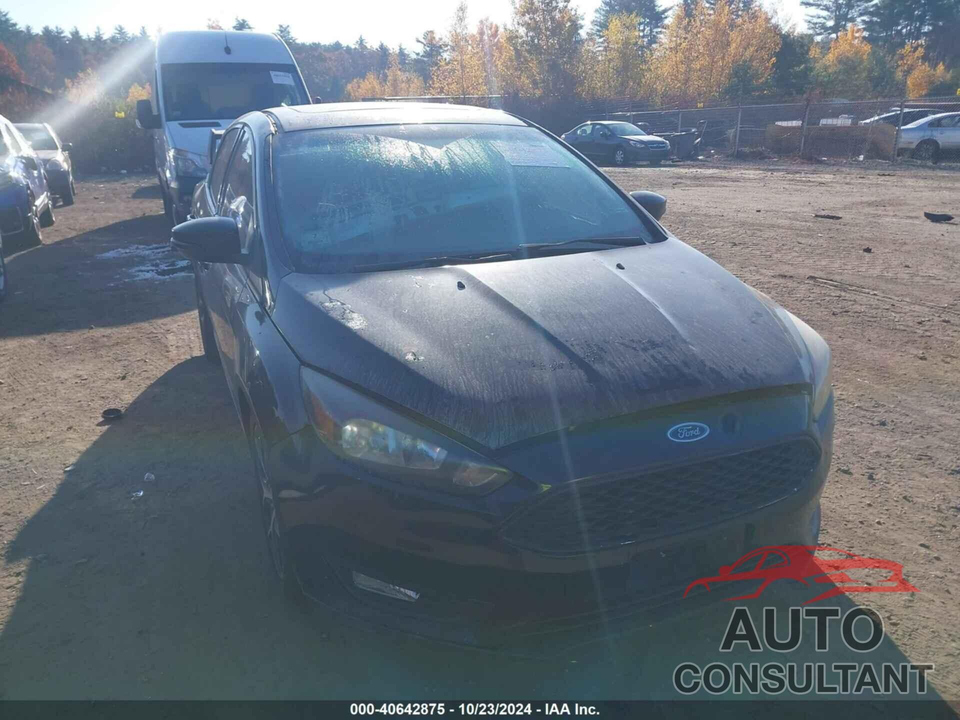 FORD FOCUS 2018 - 1FADP3H27JL229379