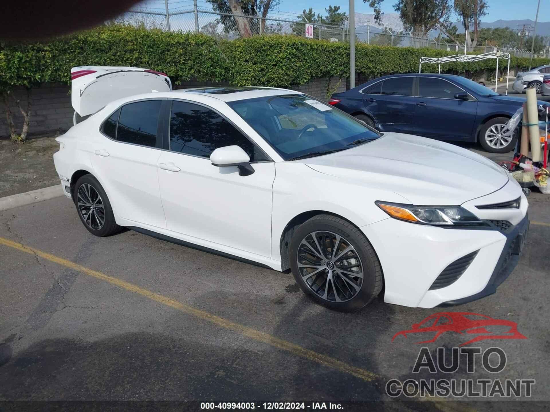 TOYOTA CAMRY 2019 - 4T1B11HK1KU201169