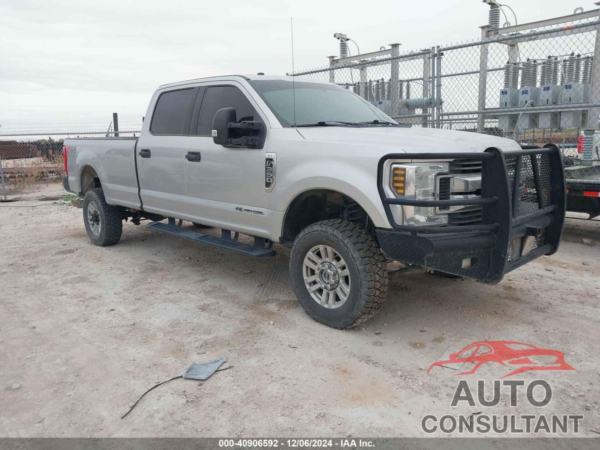 FORD F-350 2018 - 1FT8W3BT2JEC24496